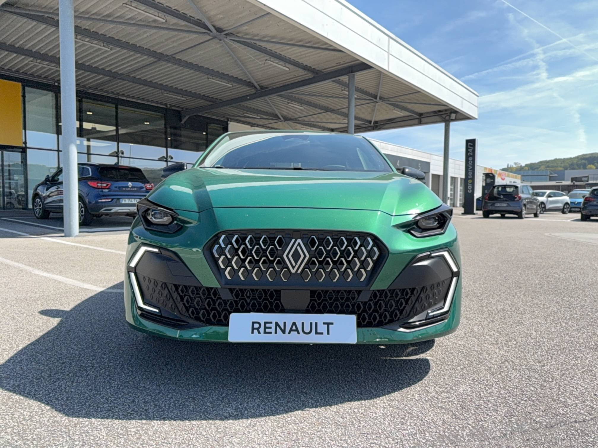 Vente en ligne Renault Clio 6 Clio E-Tech full hybrid 160 ch au prix de 25 500 €