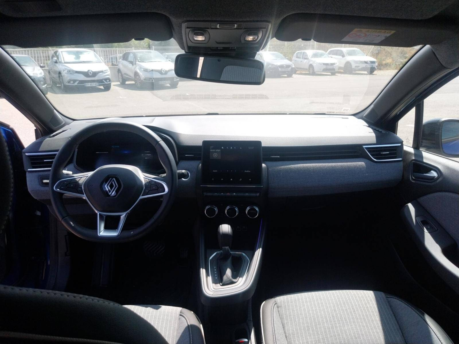 Vente en ligne Renault Clio 5 Clio E-Tech full hybrid 145 au prix de 20 490 €