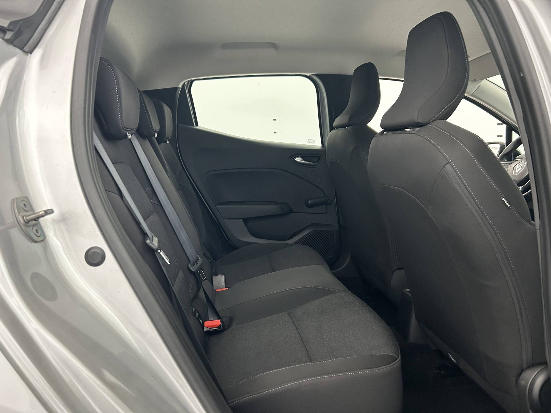 Vente en ligne Renault Clio 5 Clio TCe 90 au prix de 13 790 €