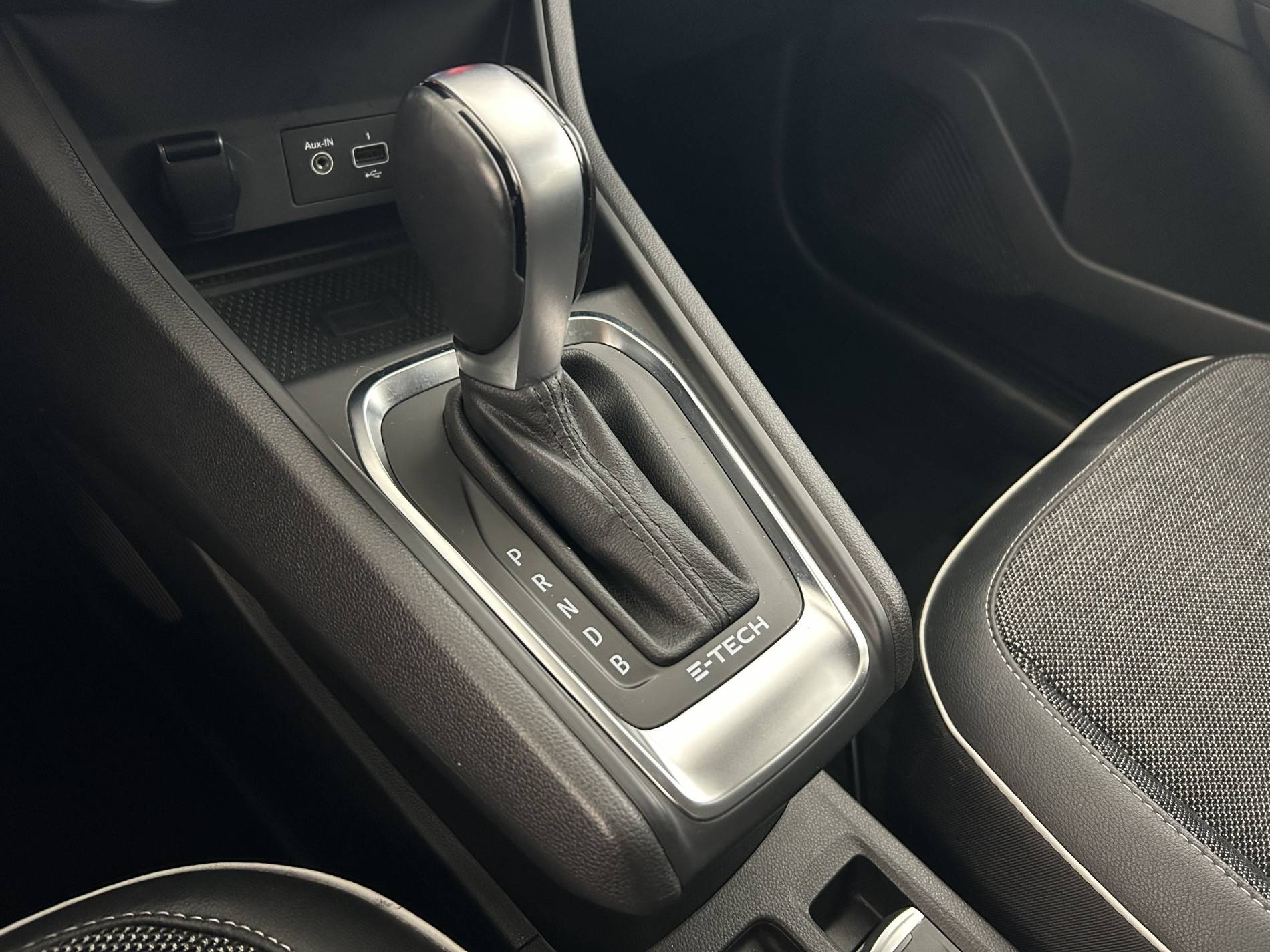 Vente en ligne Renault Captur  E-Tech 145 - 21 au prix de 18 990 €