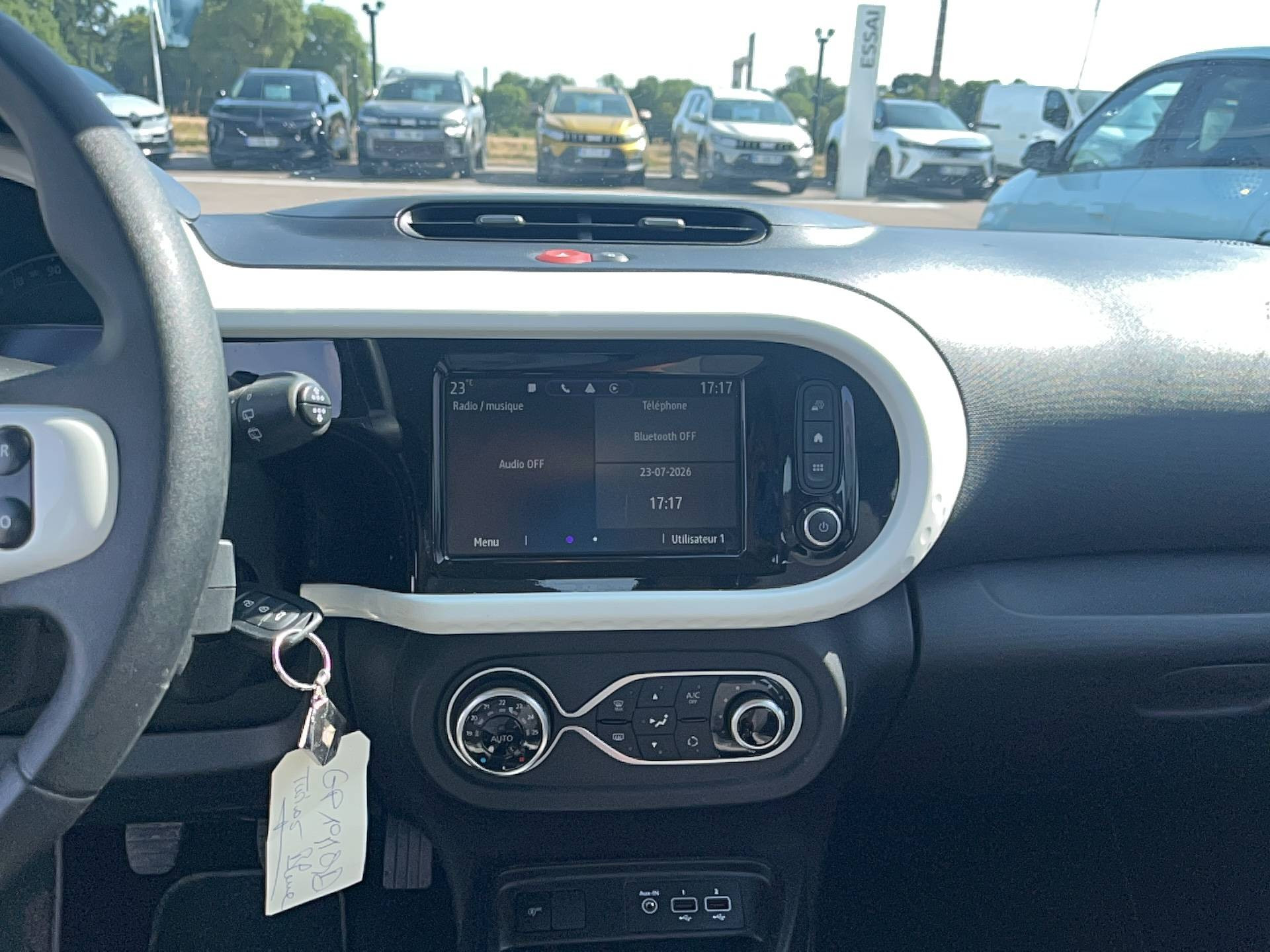 Vente en ligne Renault Twingo 3  SCe 65 au prix de 12 491 €