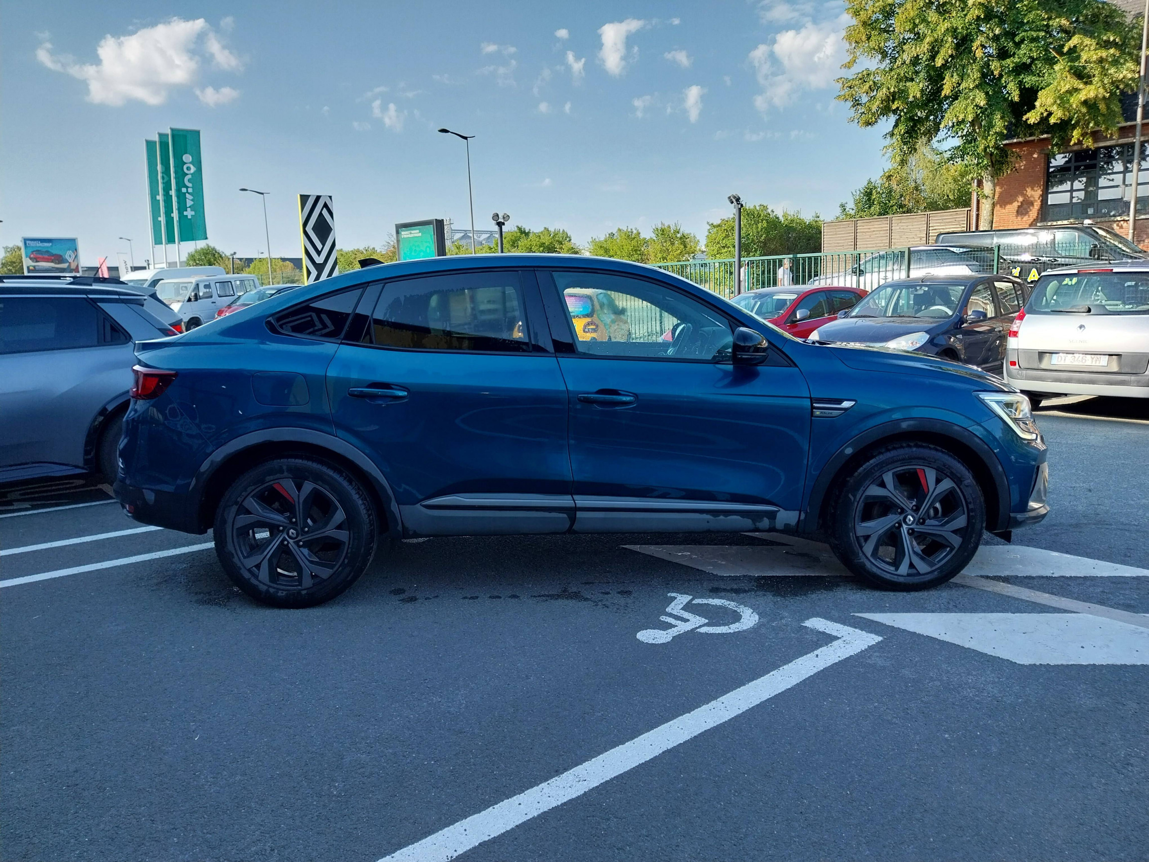Vente en ligne Renault Arkana  E-Tech 145 - 21B au prix de 19 500 €