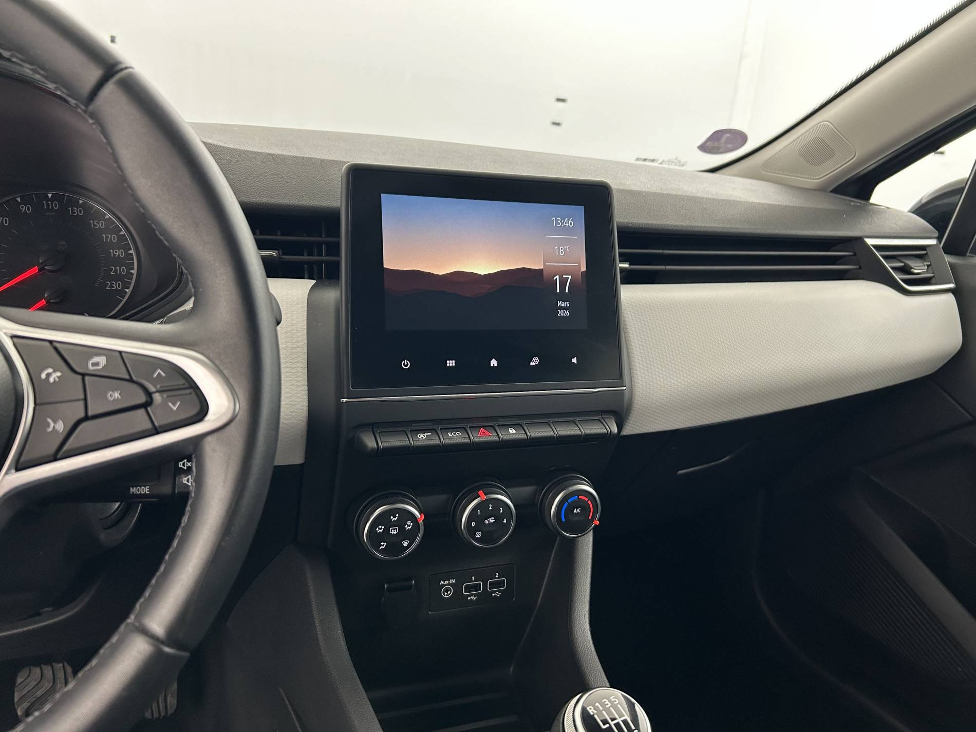 Vente en ligne Renault Clio 5 Clio TCe 90 au prix de 13 790 €