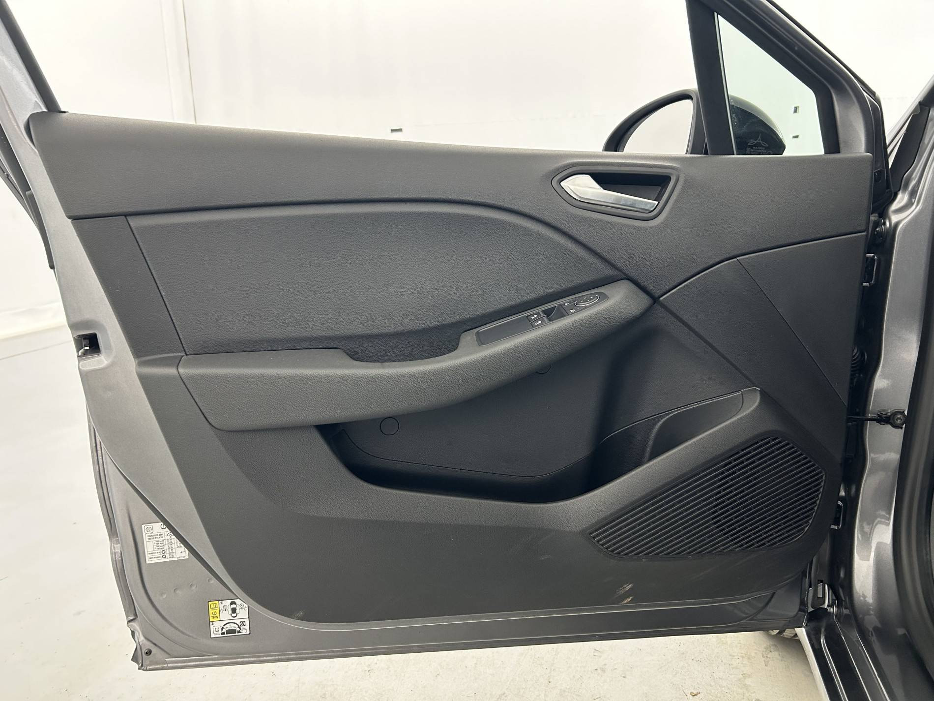 Vente en ligne Renault Clio 5 Clio TCe 90 au prix de 13 980 €