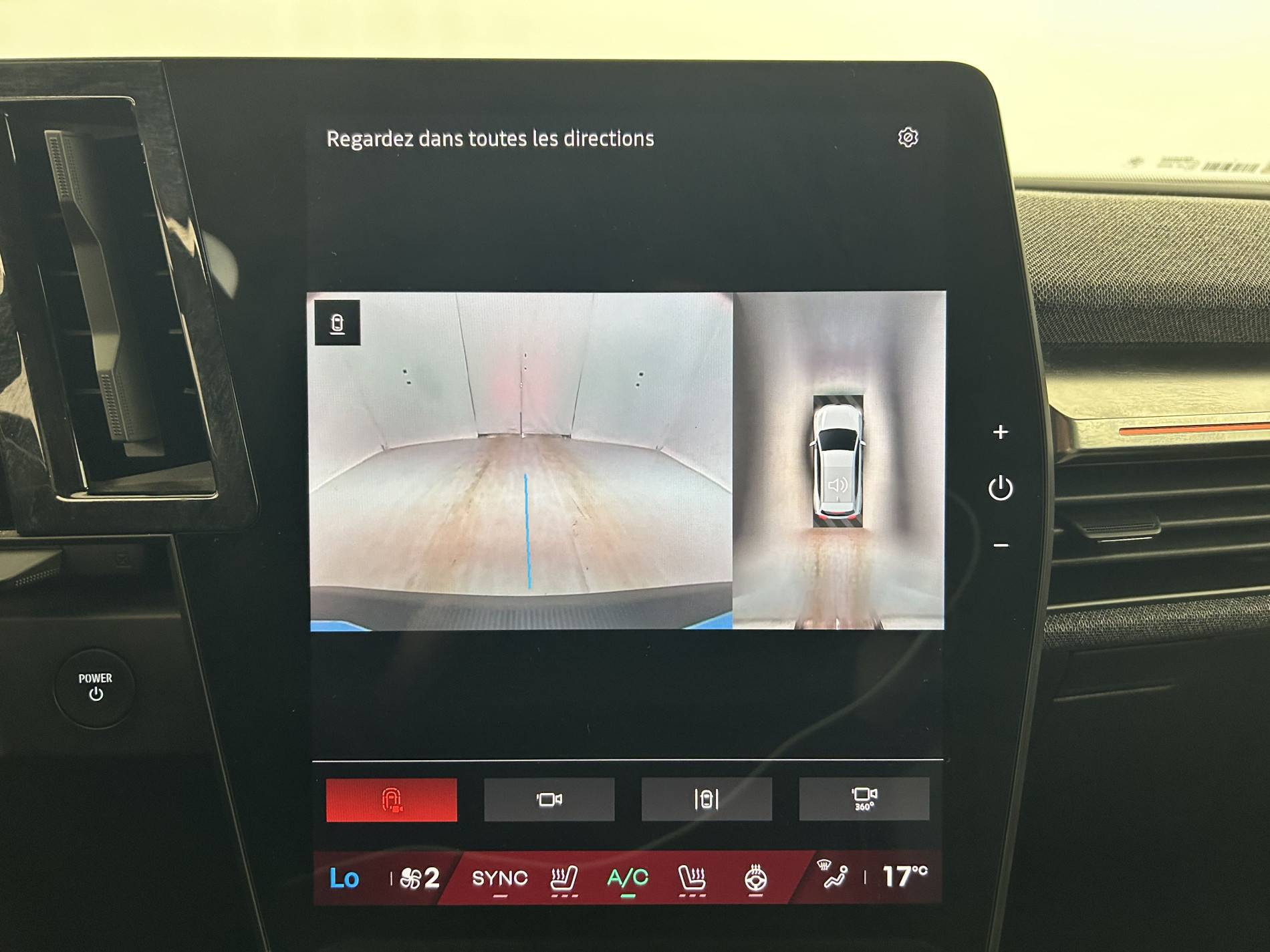 Vente en ligne Renault Scenic E-Tech Scenic E-Tech électrique 220 ch grande autonomie au prix de 36 791 €
