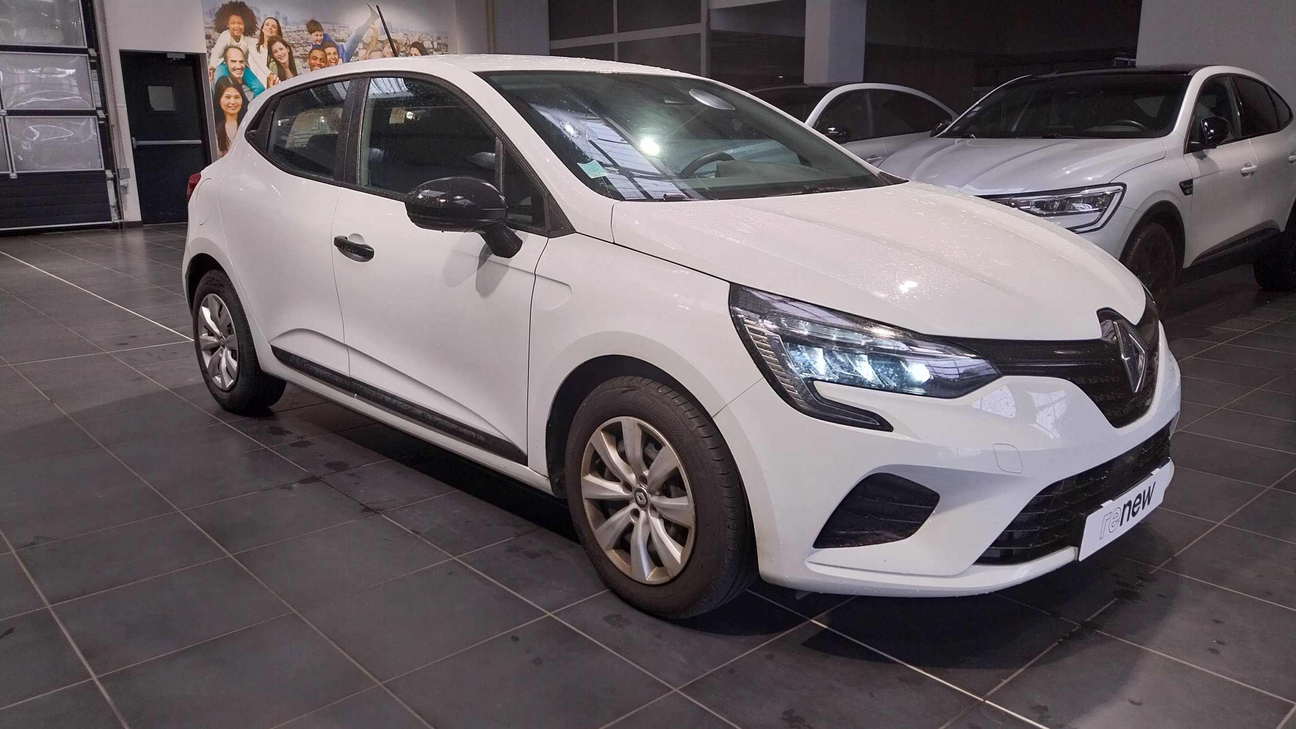 Vente en ligne Renault Clio 5 Clio SCe 65 au prix de 12 490 €