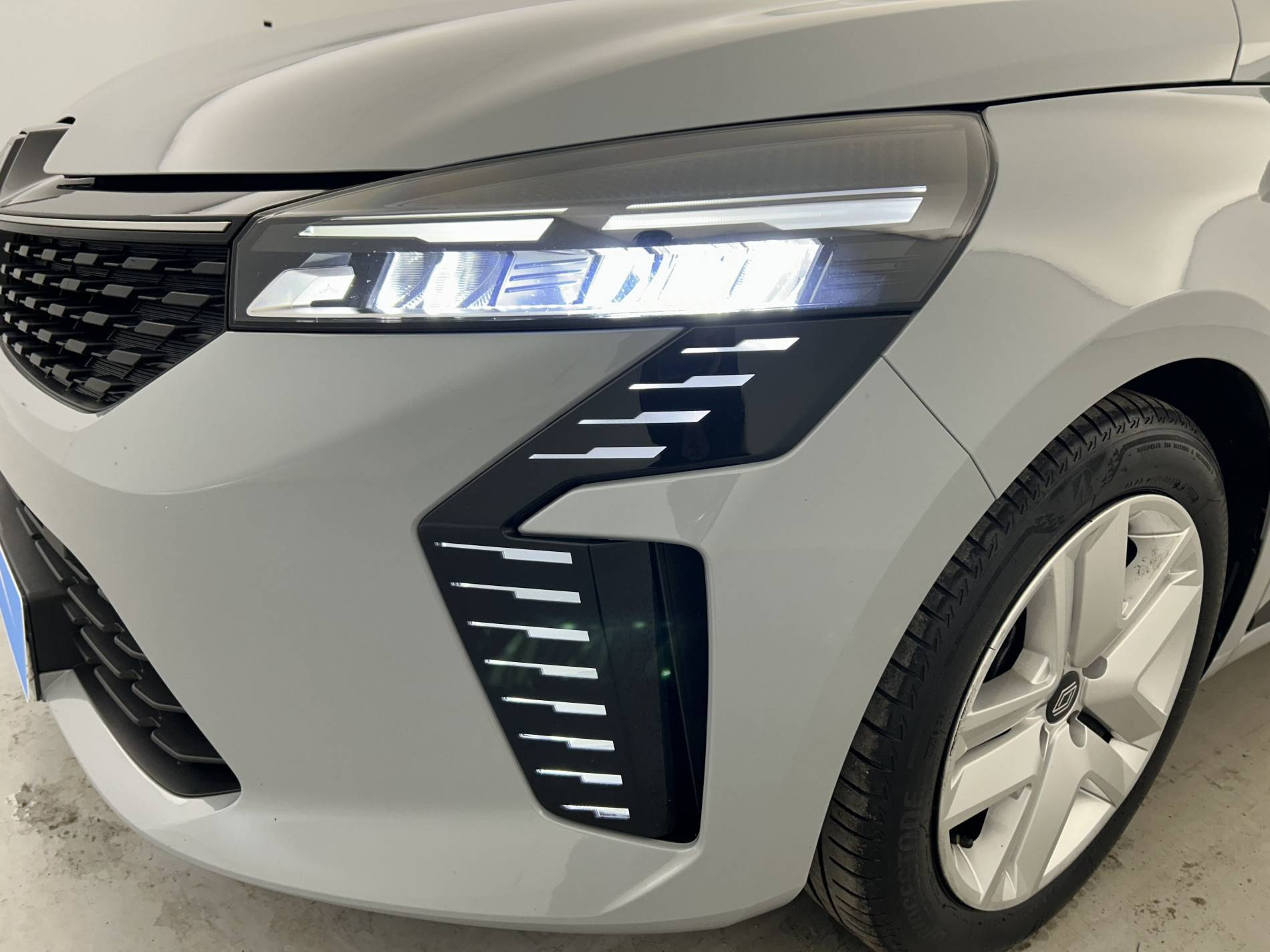 Vente en ligne Renault Clio 5 Clio TCe 90 au prix de 15 500 €