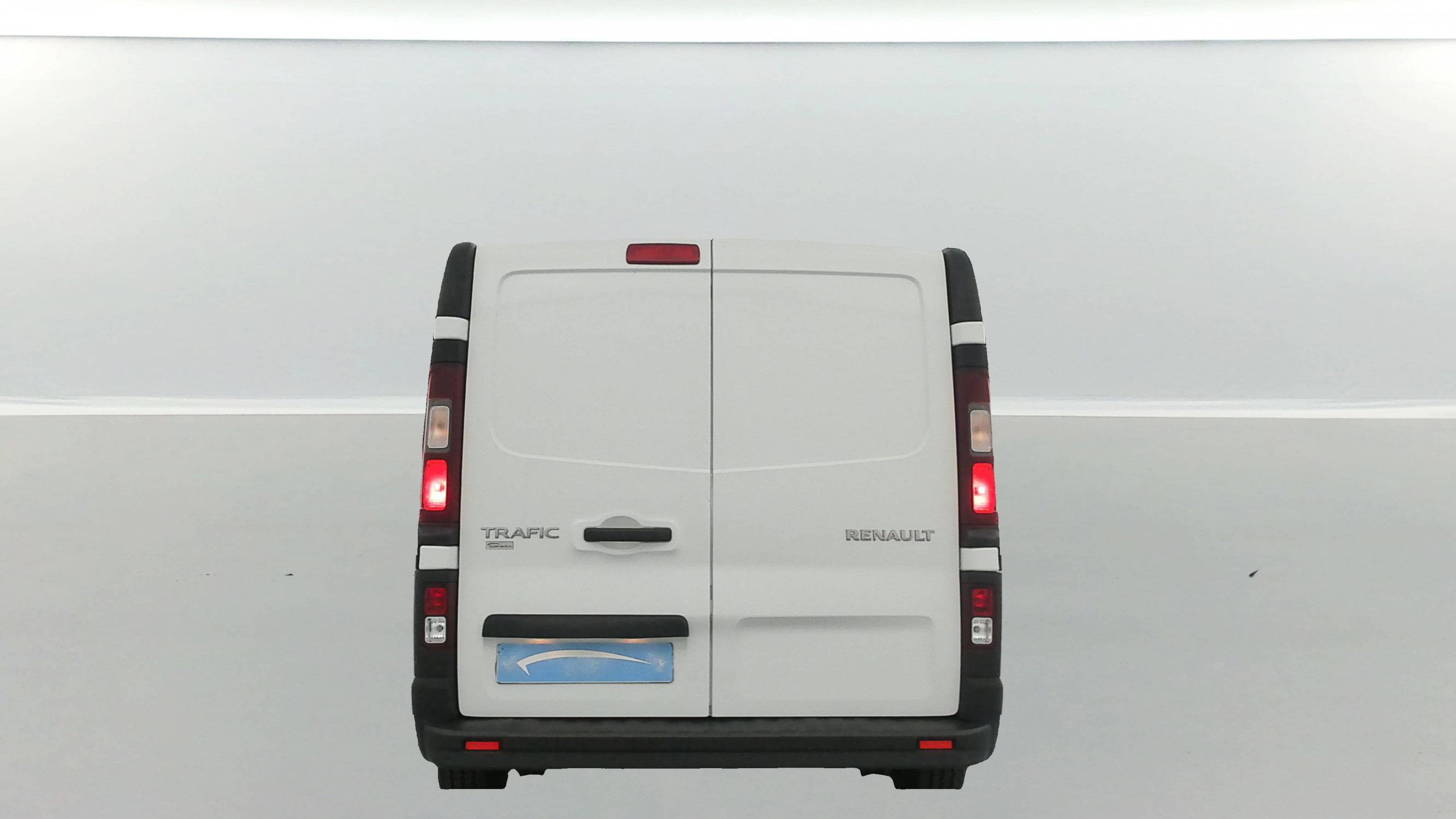 Vente en ligne Renault Trafic 3 Fourgon TRAFIC FGN L2H1 1300 KG DCI 120 au prix de 18 490 €