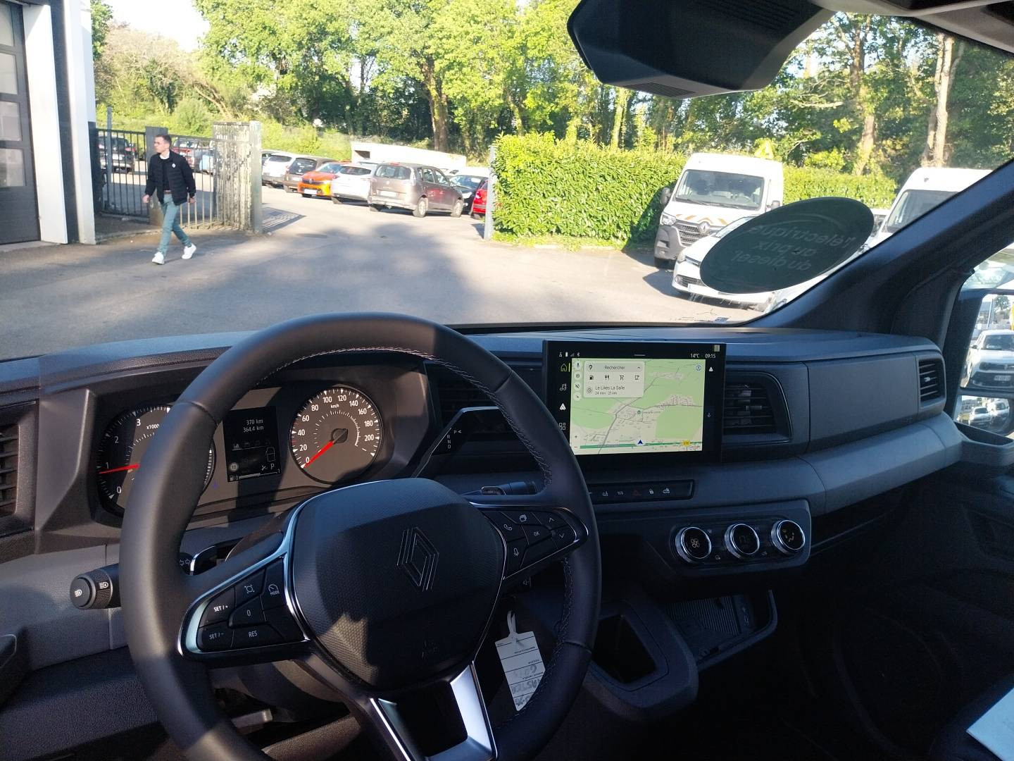 Vente en ligne Renault Master Fourgon MASTER FG BLUE DCI 170 L2H2 3T5 TR AUTO au prix de 61 800 €