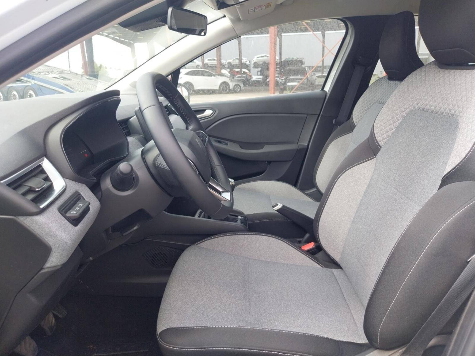 Vente en ligne Renault Clio 5 Clio Blue dCi 100 ch GSR2 au prix de 17 990 €