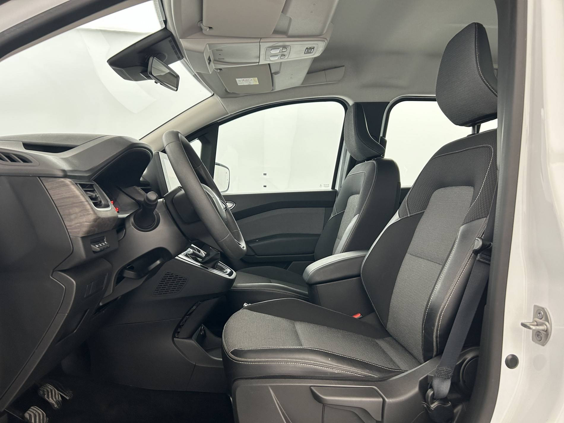 Vente en ligne Renault Kangoo  Blue dCi 95 au prix de 21 590 €