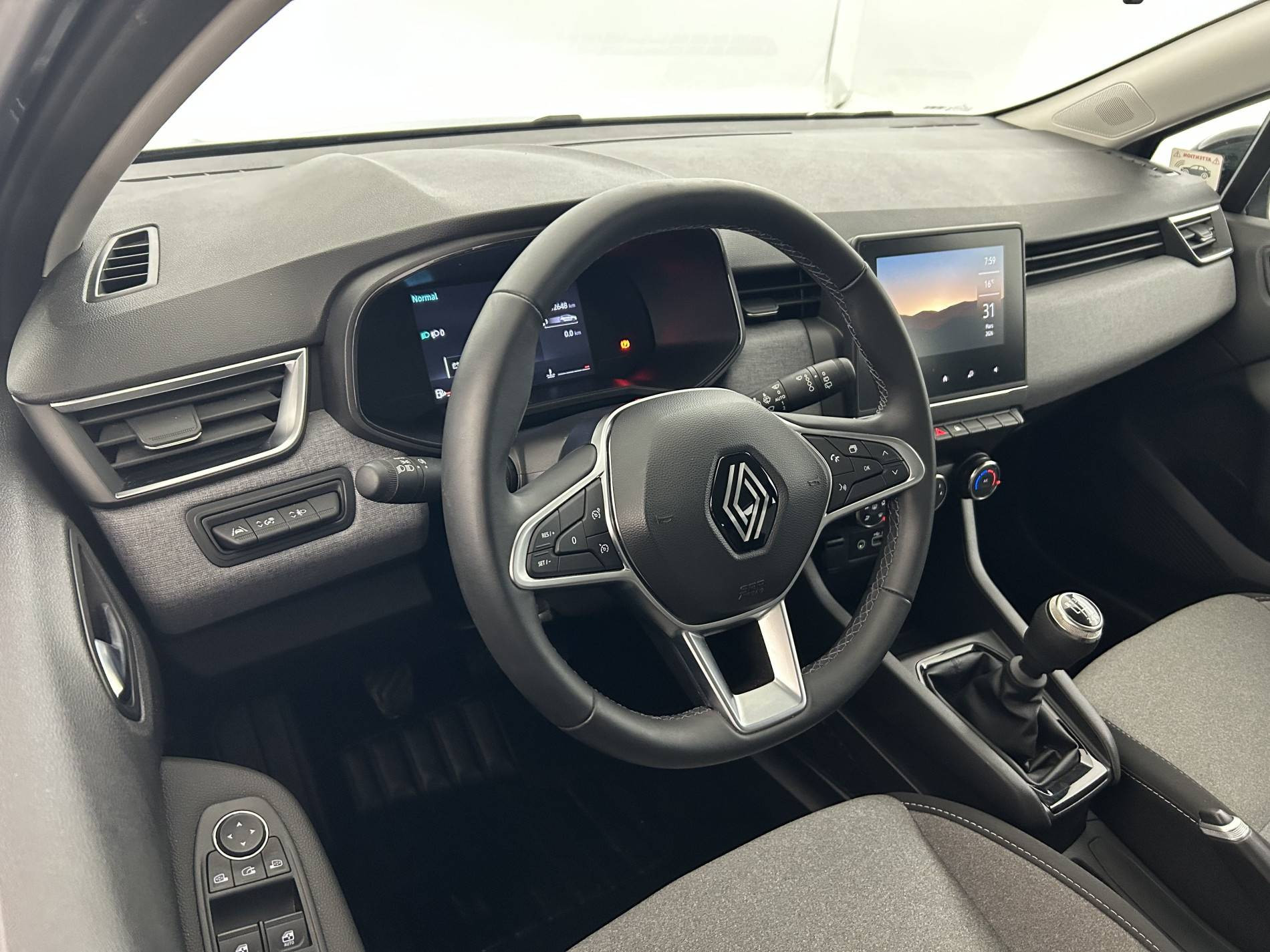 Vente en ligne Renault Clio 5 Clio TCe 90 au prix de 15 490 €