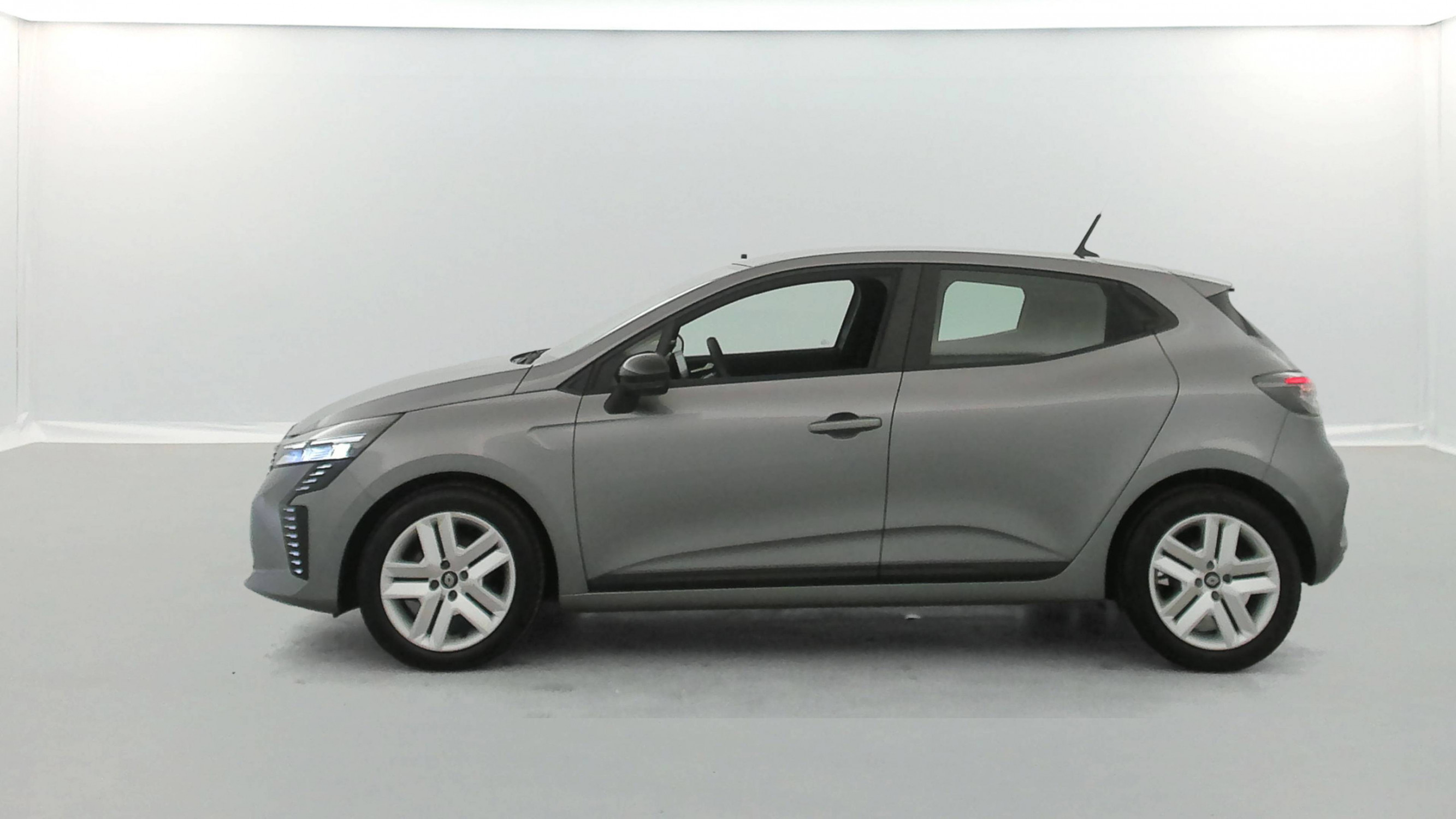 Vente en ligne Renault Clio 5 Clio TCe 90 ch GSR2 au prix de 15 490 €