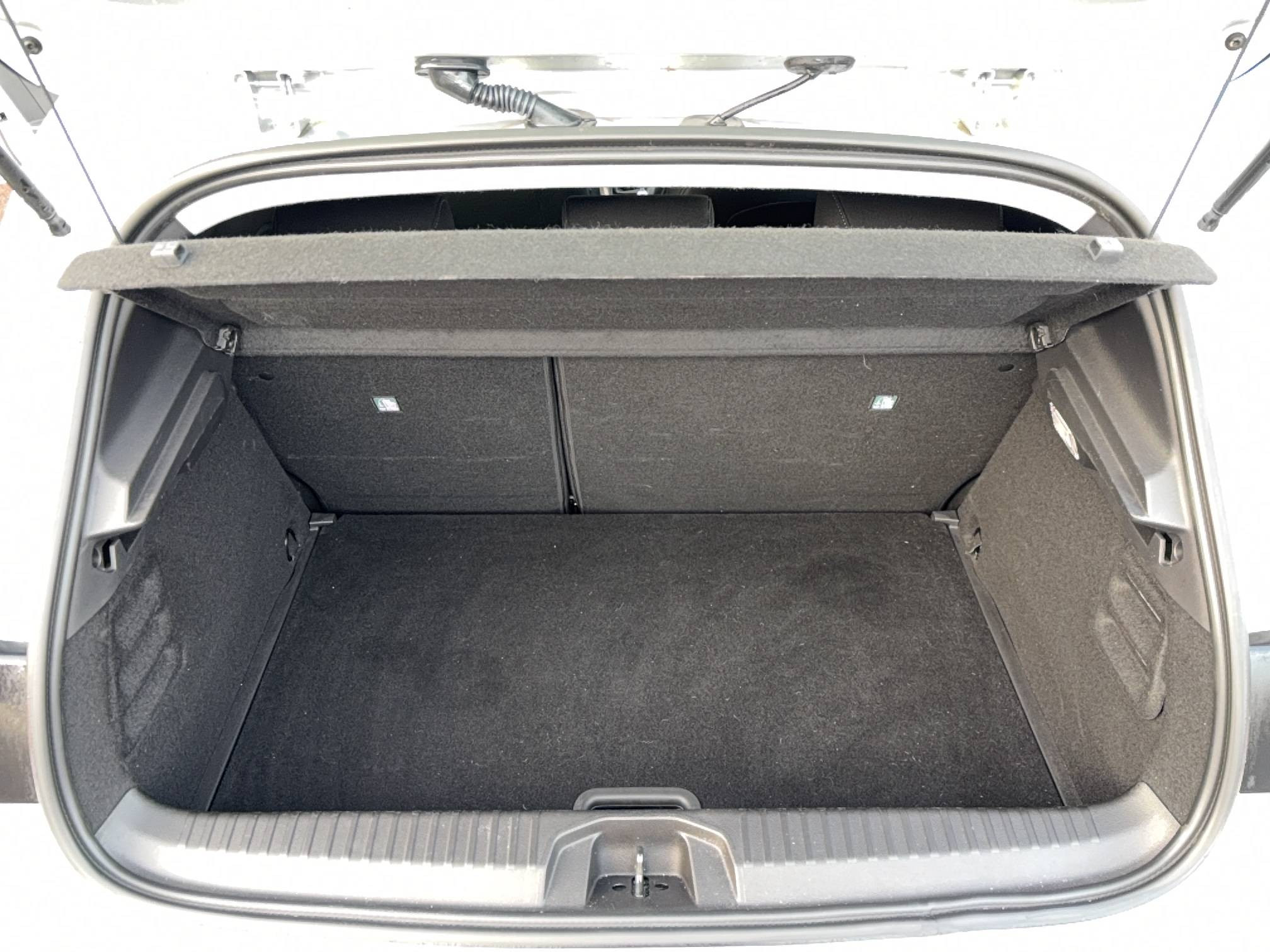 Vente en ligne Renault Clio 5 Clio TCe 90 au prix de 14 290 €