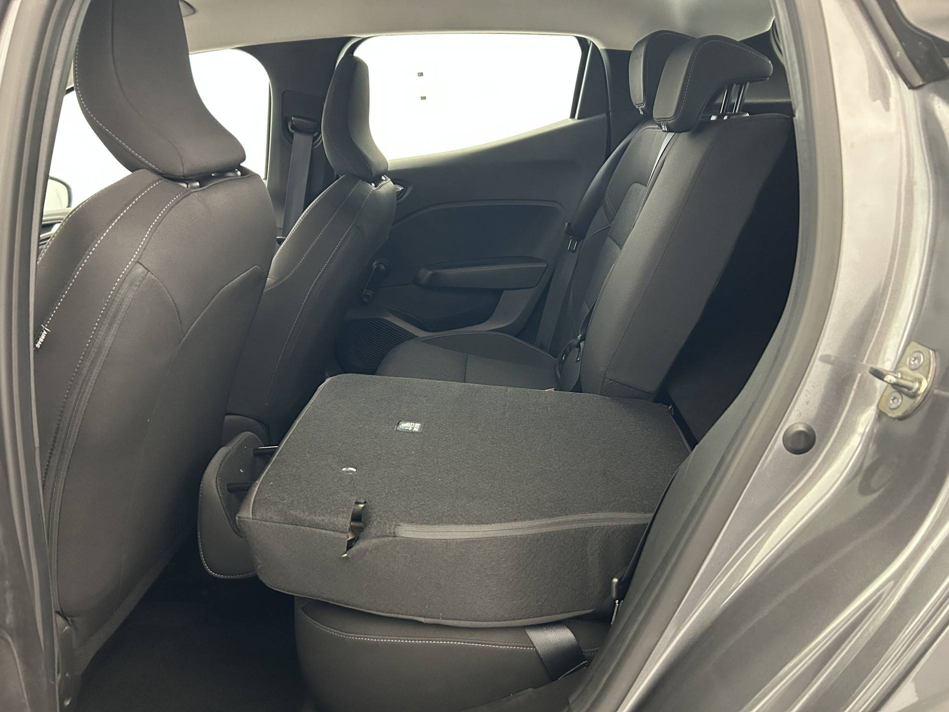 Vente en ligne Renault Clio 5 Clio TCe 90 au prix de 14 490 €