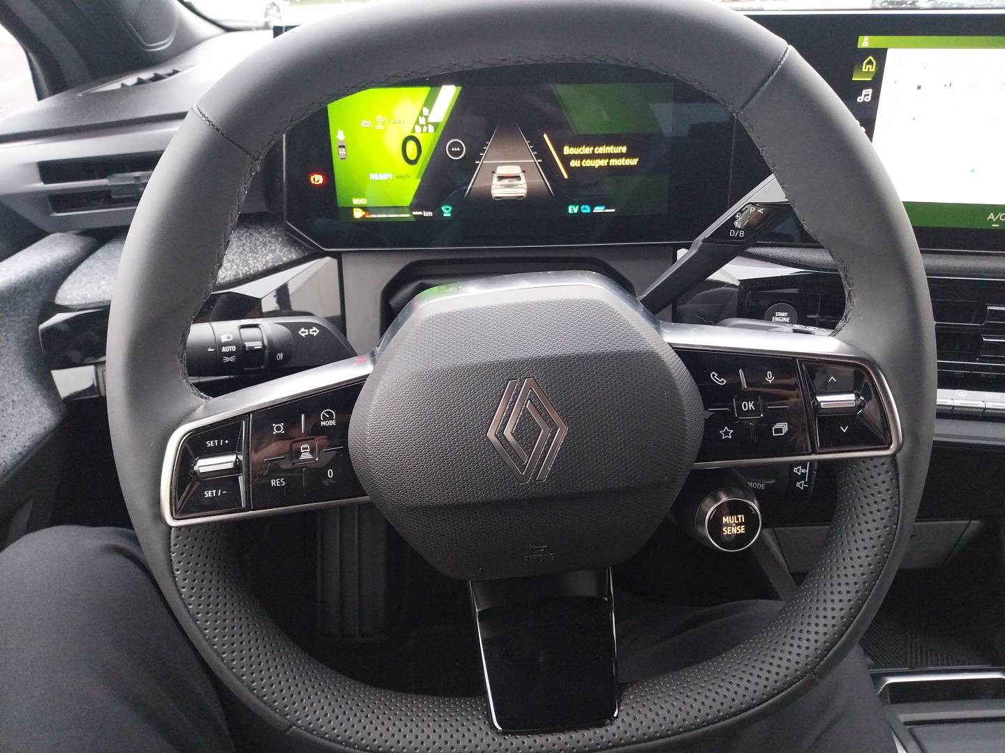 Vente en ligne Renault Clio 6 Clio E-Tech full hybrid 160 ch au prix de 26 990 €