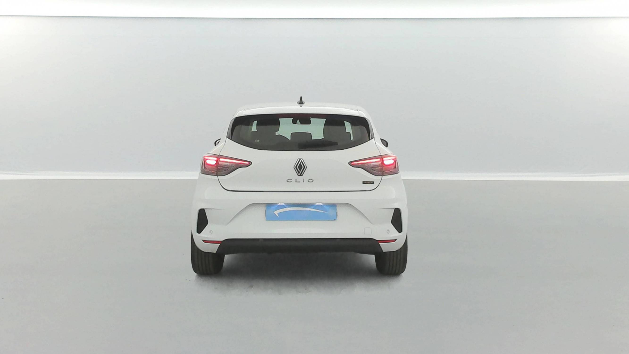 Vente en ligne Renault Clio 5 Clio E-Tech full hybrid 145 ch GSR2 au prix de 19 990 €