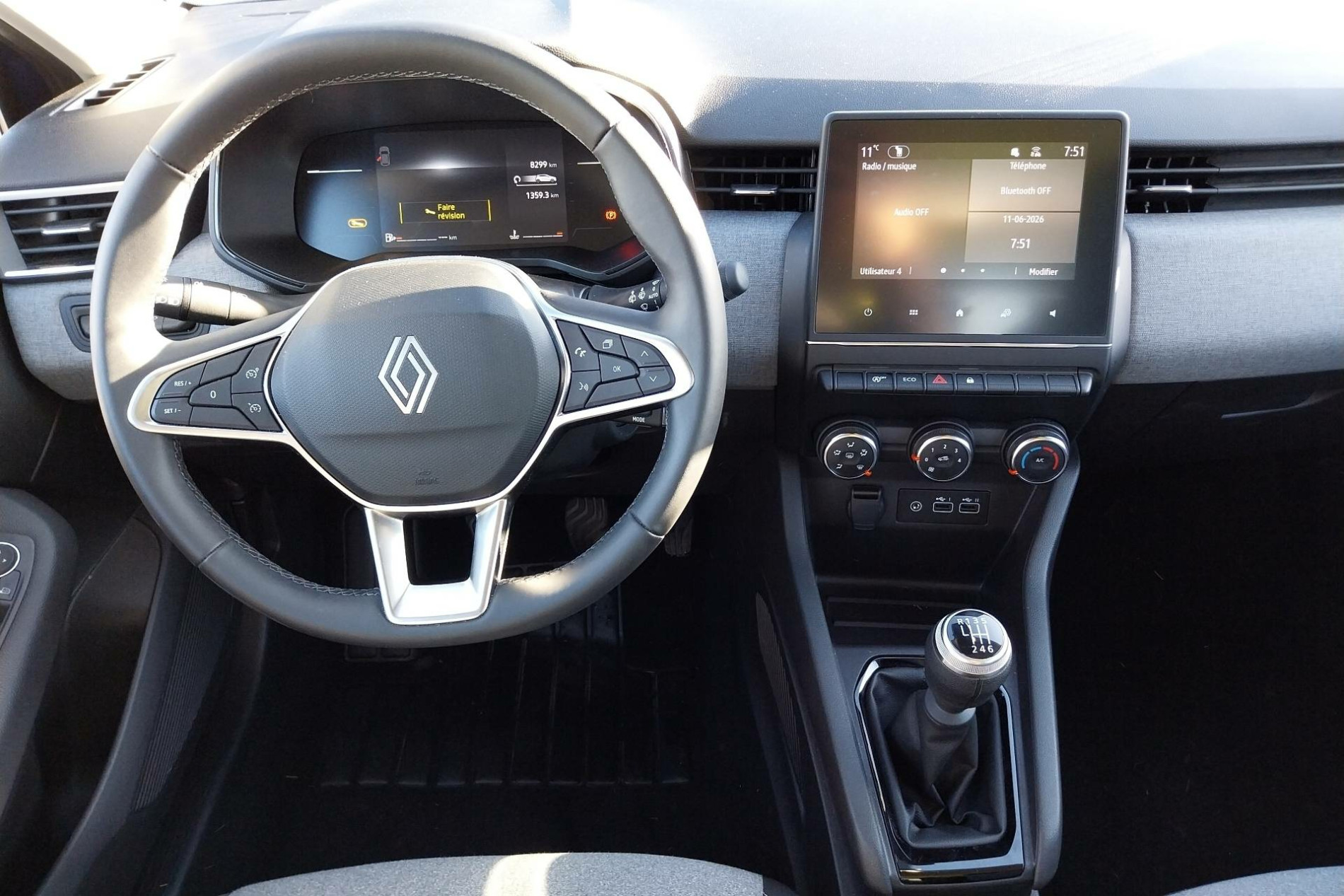 Vente en ligne Renault Clio 5 Clio Blue dCi 100 ch au prix de 18 991 €