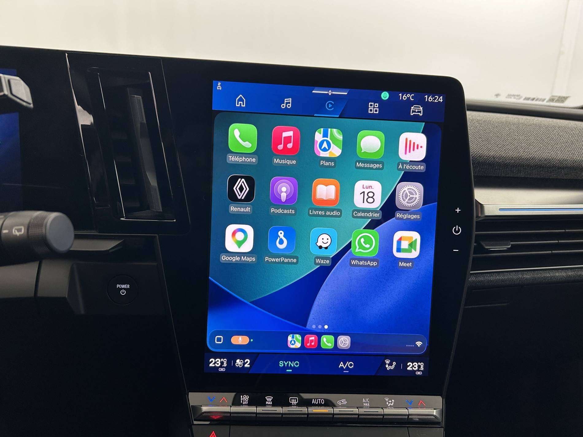 Vente en ligne Renault Scenic E-Tech Scenic E-Tech électrique 220 ch grande autonomie au prix de 37 670 €