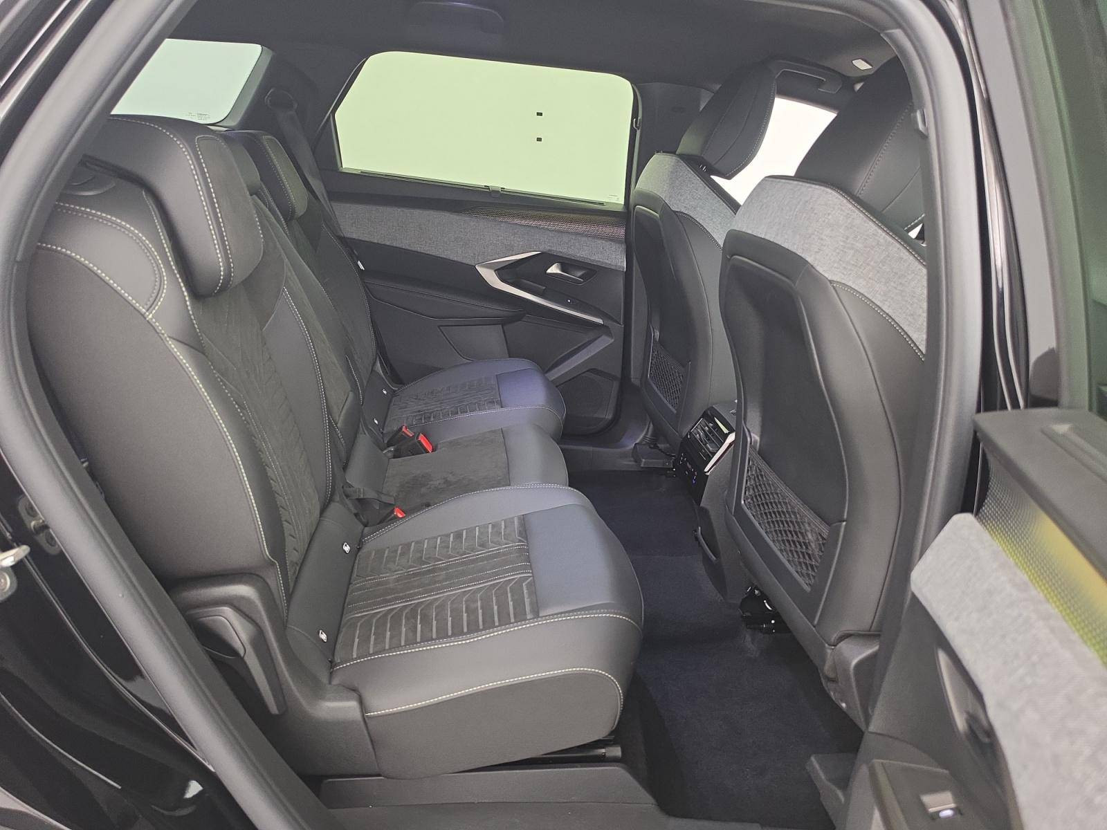 Vente en ligne Peugeot 5008  Hybrid 145 ch e-DCS6 au prix de 32 990 €