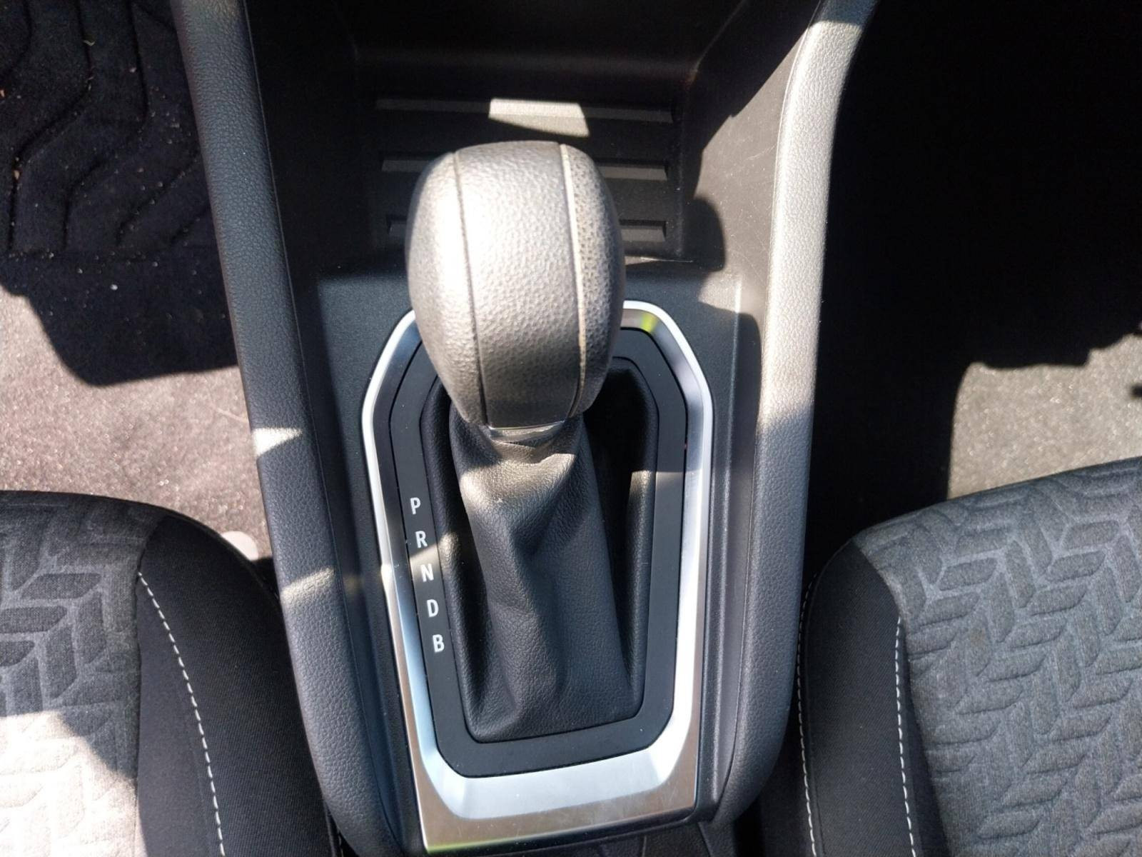 Vente en ligne Renault Clio 5 Clio E-Tech full hybrid 145 au prix de 15 690 €