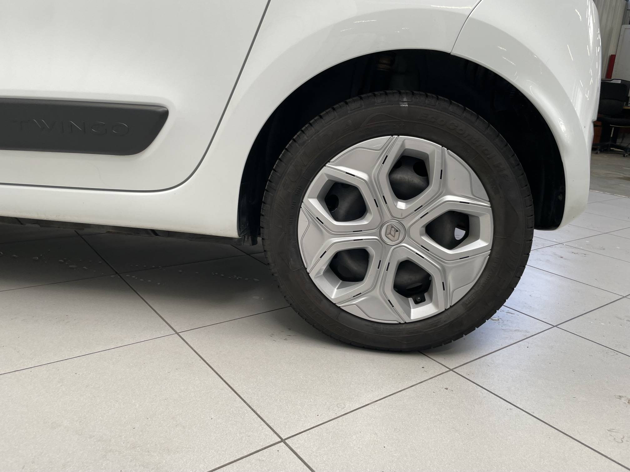 Vente en ligne Renault Twingo 3  SCe 65 - 20 au prix de 10 290 €