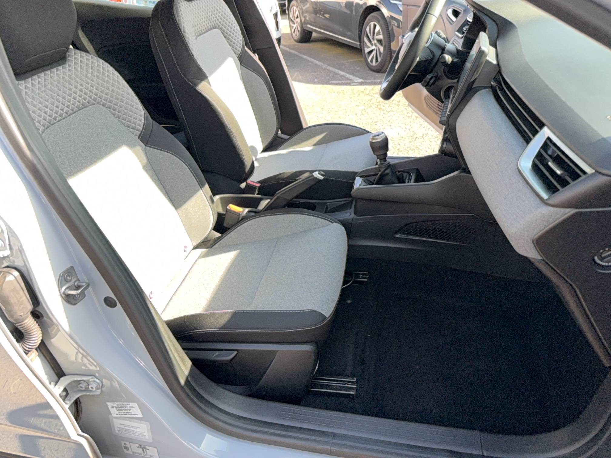 Vente en ligne Renault Clio 5 Clio Blue dCi 100 ch GSR2 au prix de 16 900 €