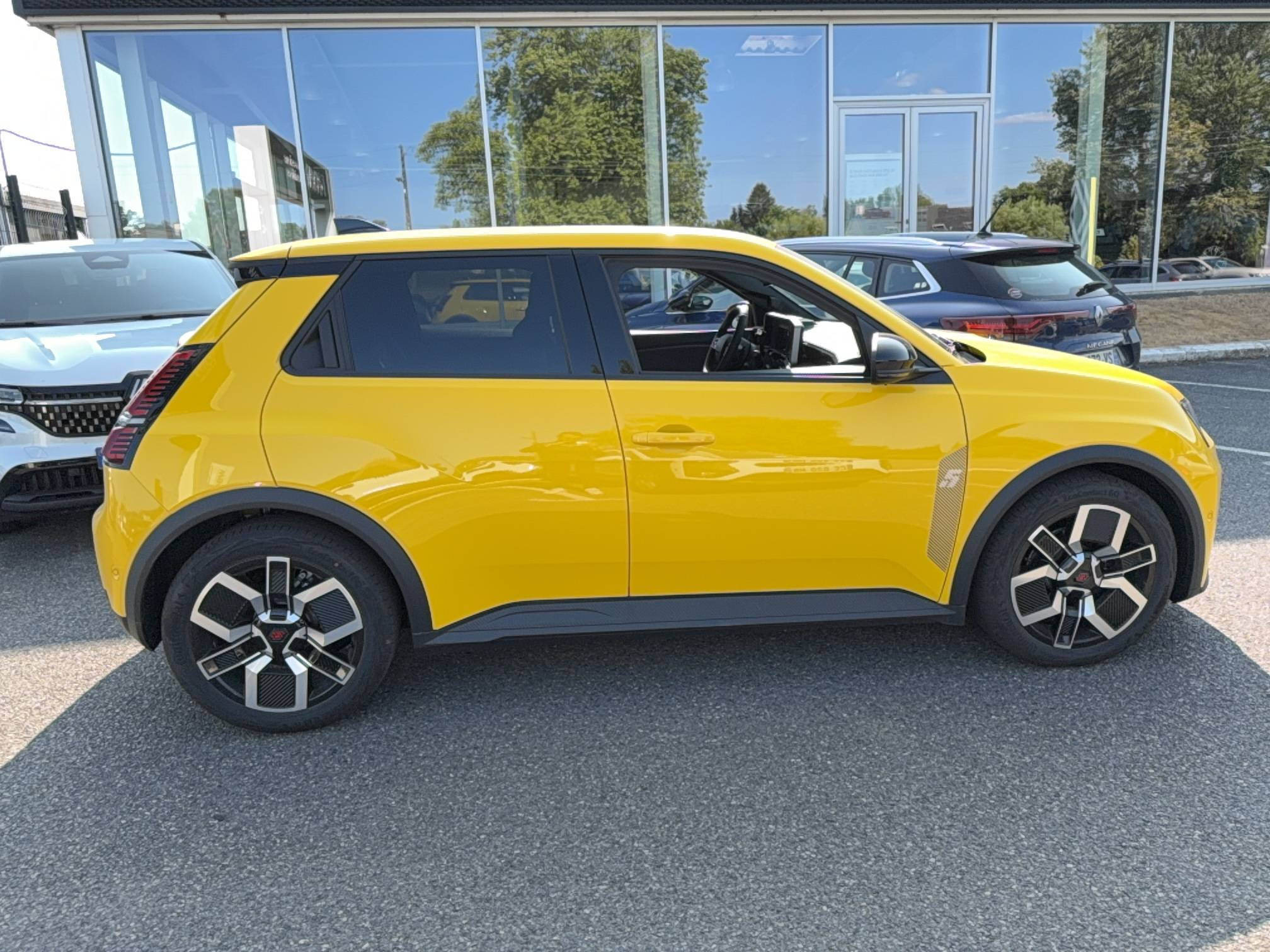 Vente en ligne Renault R5 E-Tech  150 ch autonomie confort au prix de 33 790 €