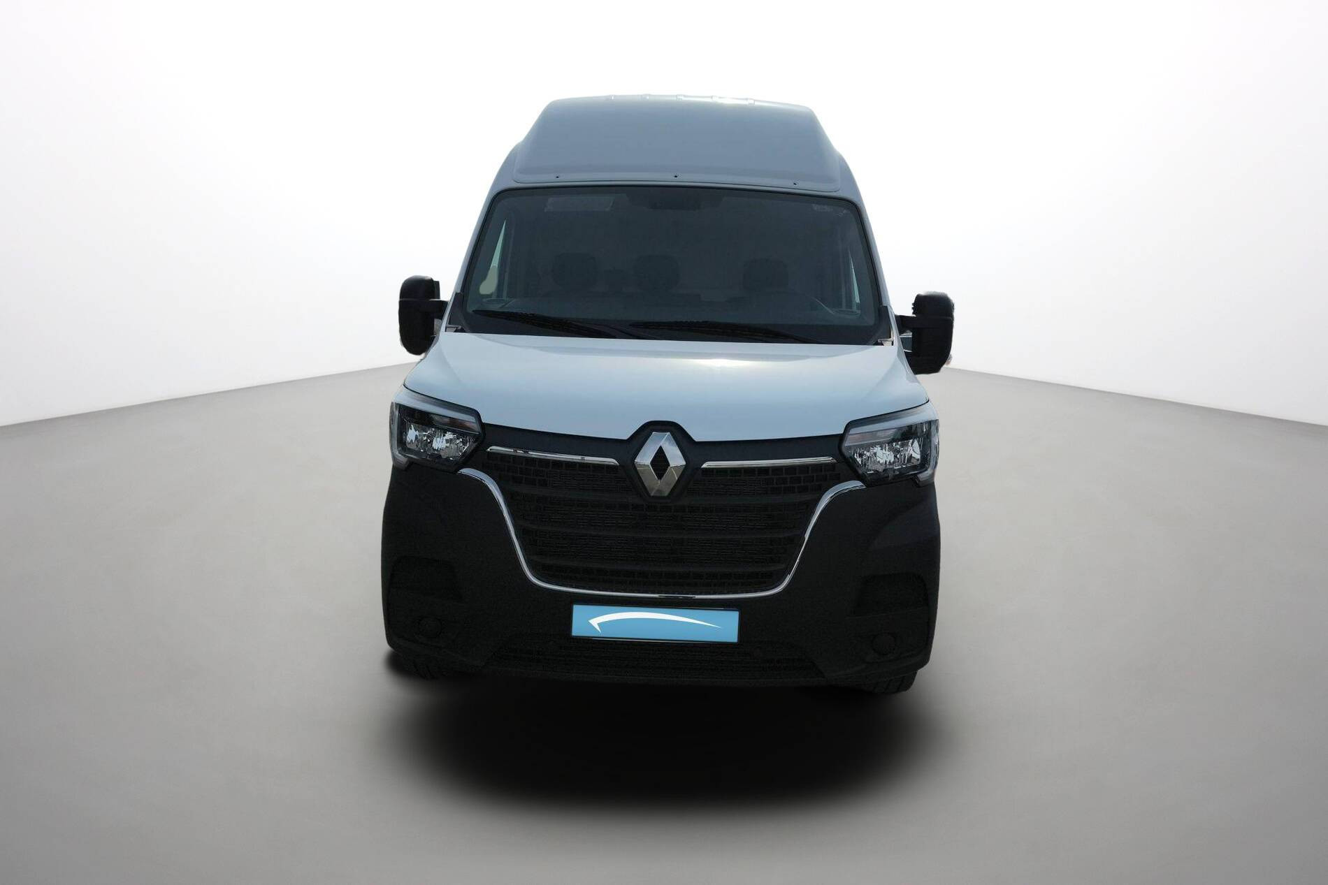 Vente en ligne Renault Master Fourgon MASTER FGN TRAC F3500 L3H3 BLUE DCI 135 au prix de 28 990 €