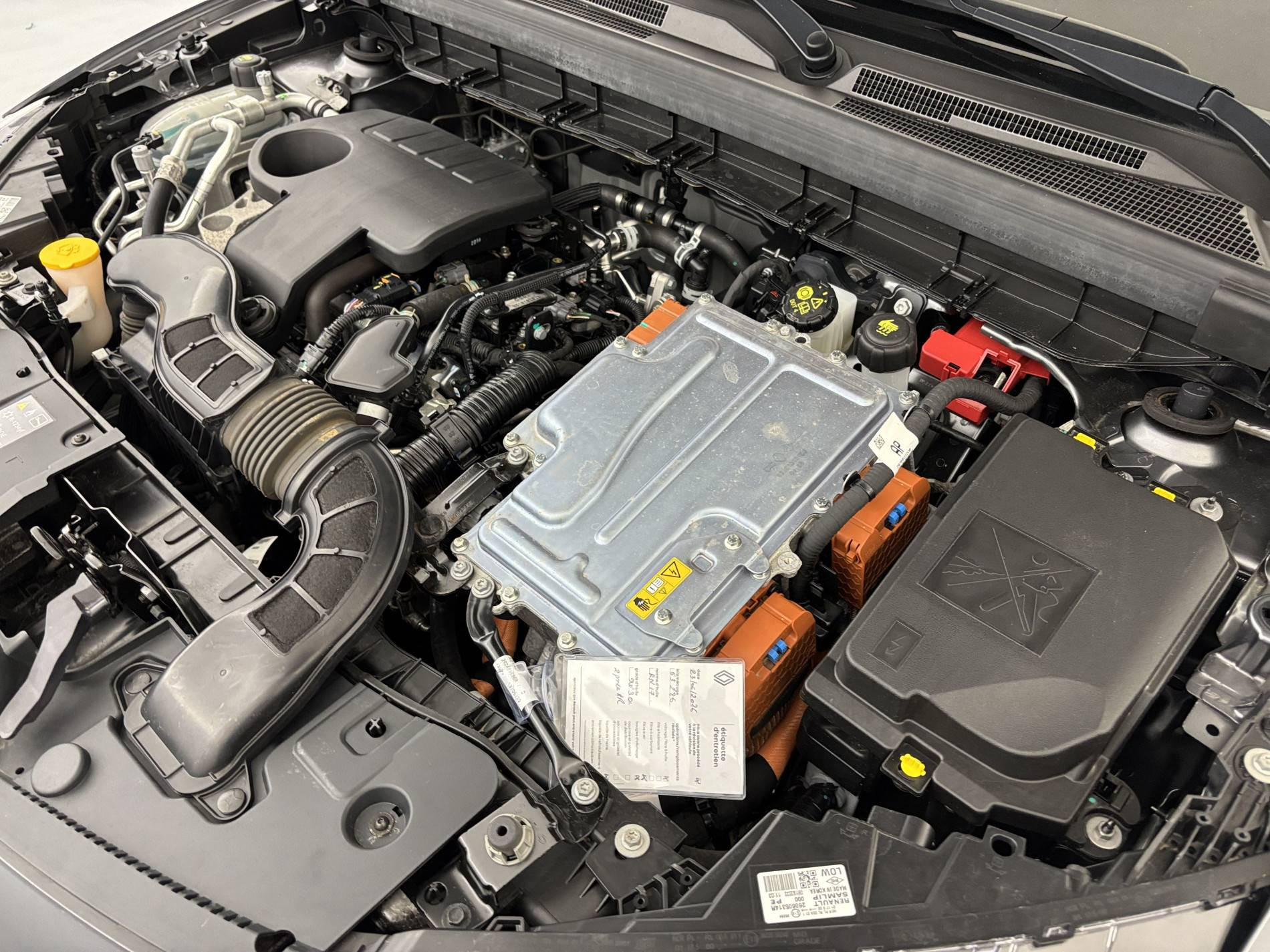 Vente en ligne Renault Arkana  E-Tech hybride 145 - 22 au prix de 18 990 €