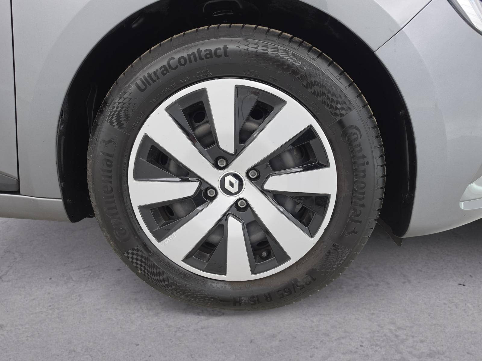 Vente en ligne Renault Clio 5 Clio TCe 90 au prix de 14 790 €