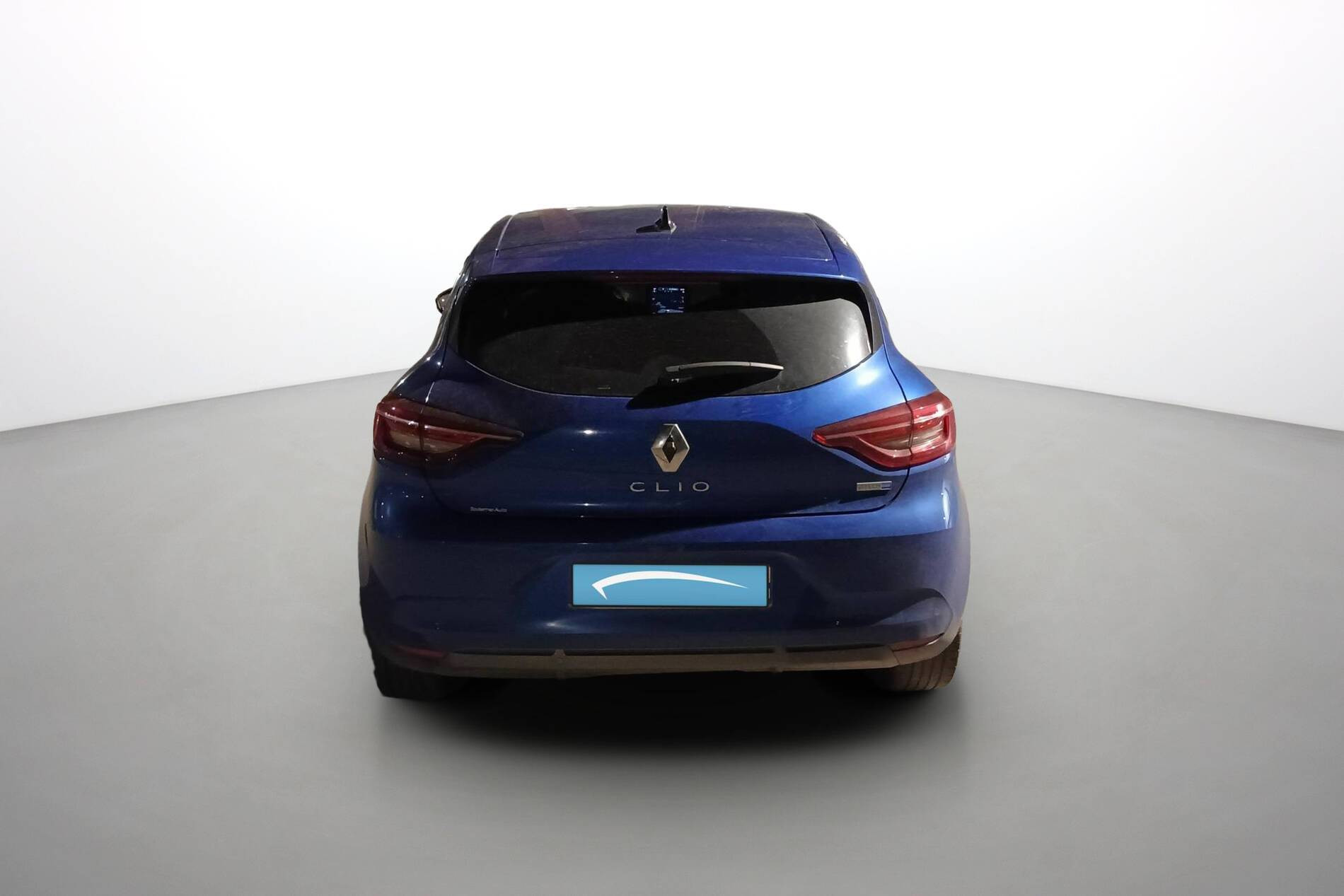 Vente en ligne Renault Clio 5 Clio E-Tech 140 - 21N au prix de 17 990 €