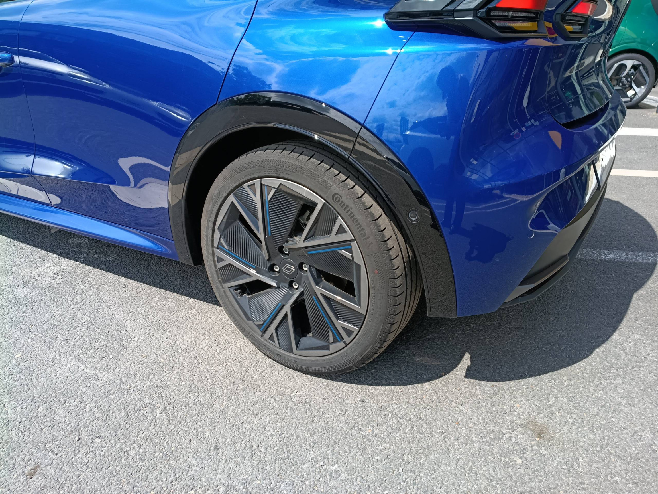 Vente en ligne Renault Clio 6 Clio E-Tech full hybrid 160 ch au prix de 28 490 €