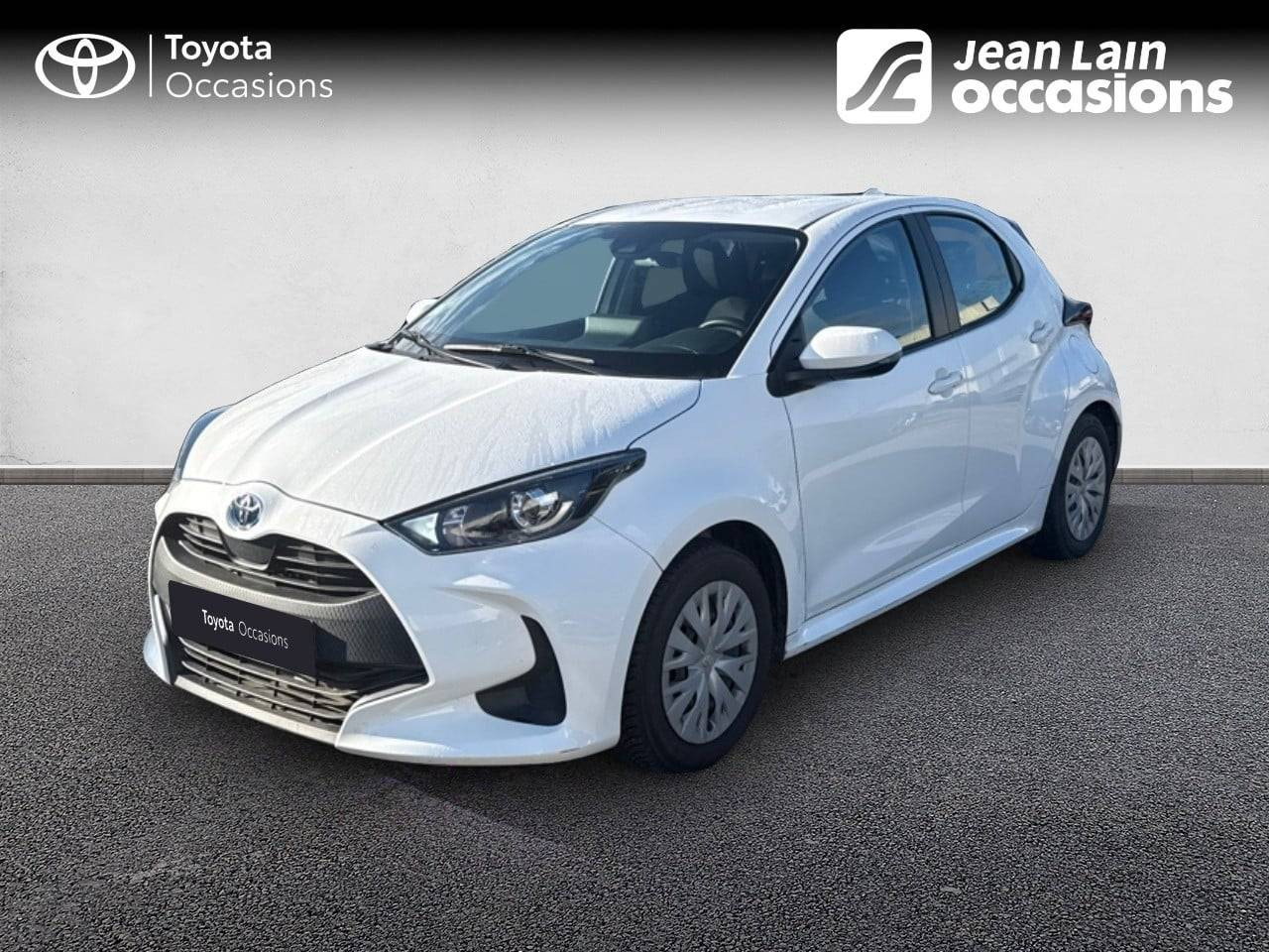 Vente en ligne TOYOTA YARIS HYBRIDE MY22 Yaris Hybride 116h Dynamic de 2023 au prix de 19 290 €