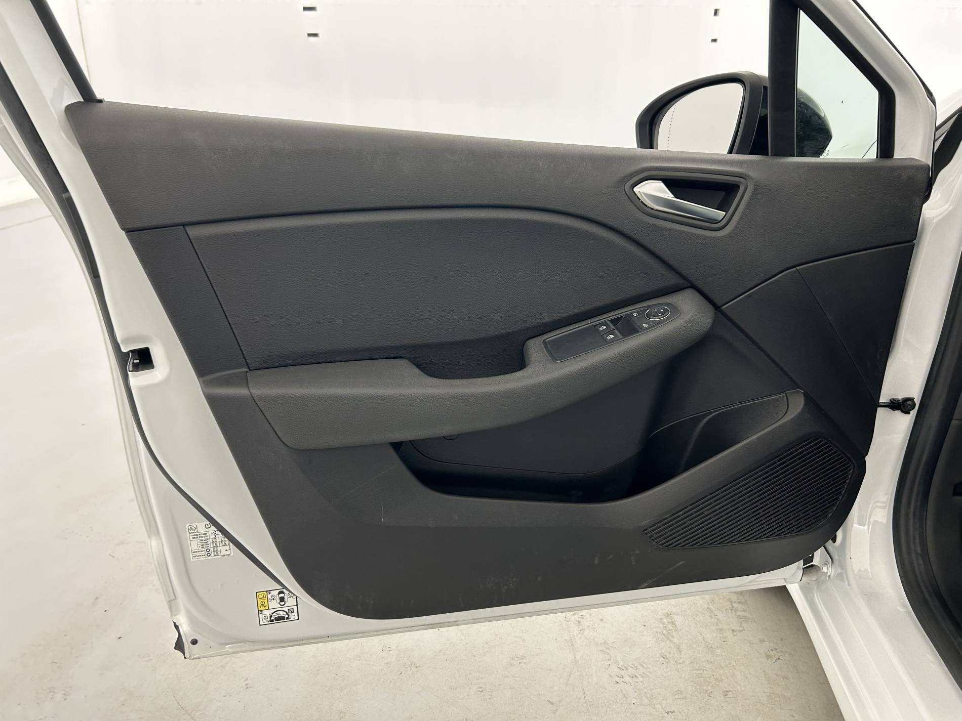 Vente en ligne Renault Clio 5 Clio TCe 90 au prix de 13 990 €