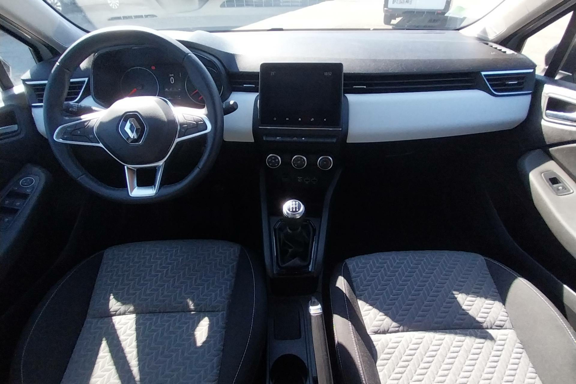 Vente en ligne Renault Clio 5 Clio SCe 65 au prix de 12 790 €