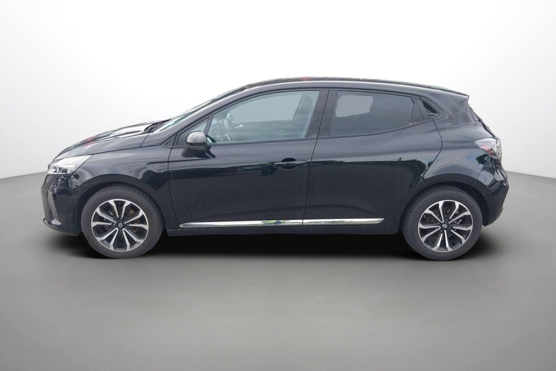 Vente en ligne Renault Clio 5 Clio Eco-G 100 ch GSR2 au prix de 18 499 €