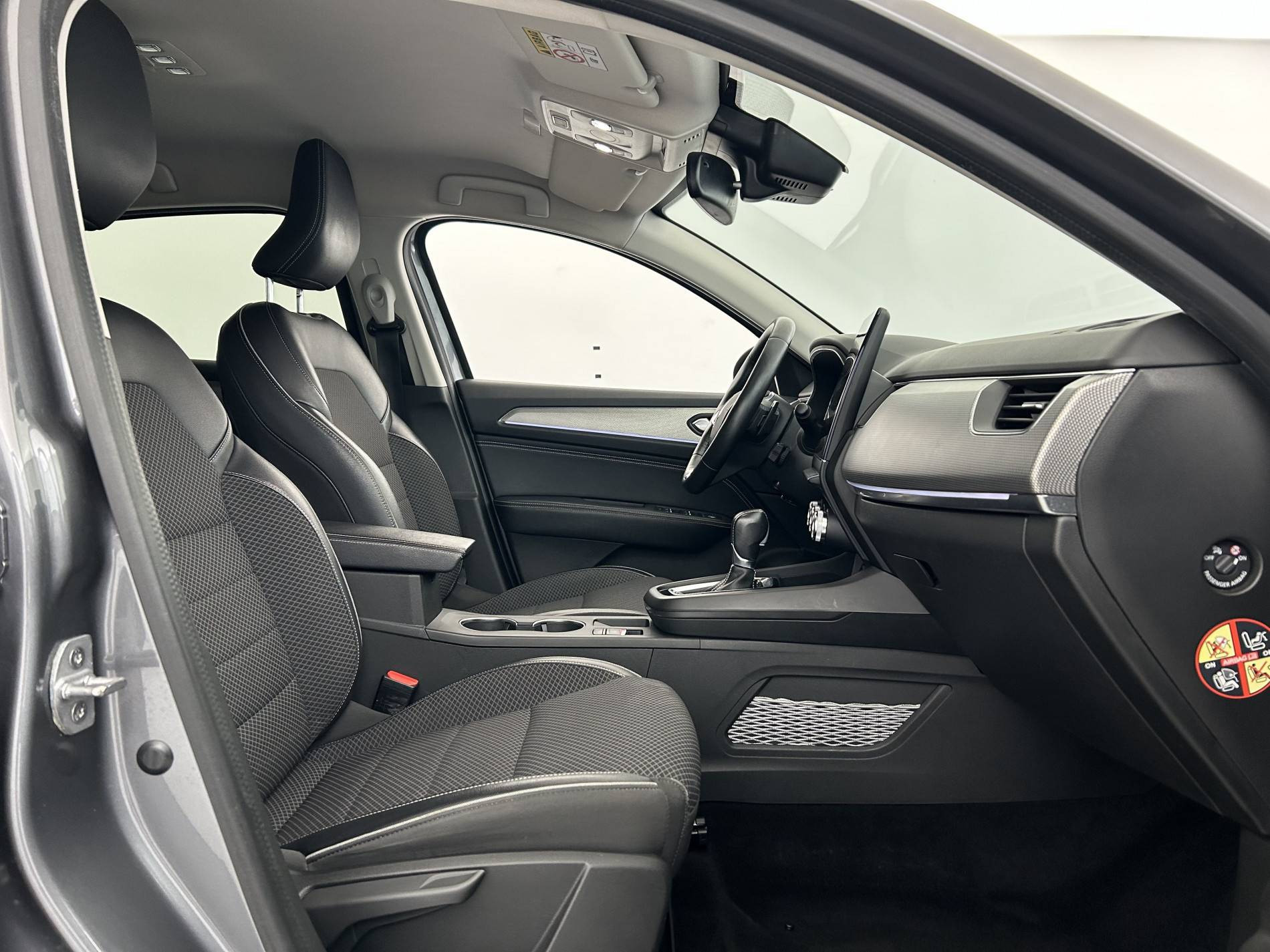 Vente en ligne Renault Arkana  TCe 140 EDC FAP au prix de 17 990 €