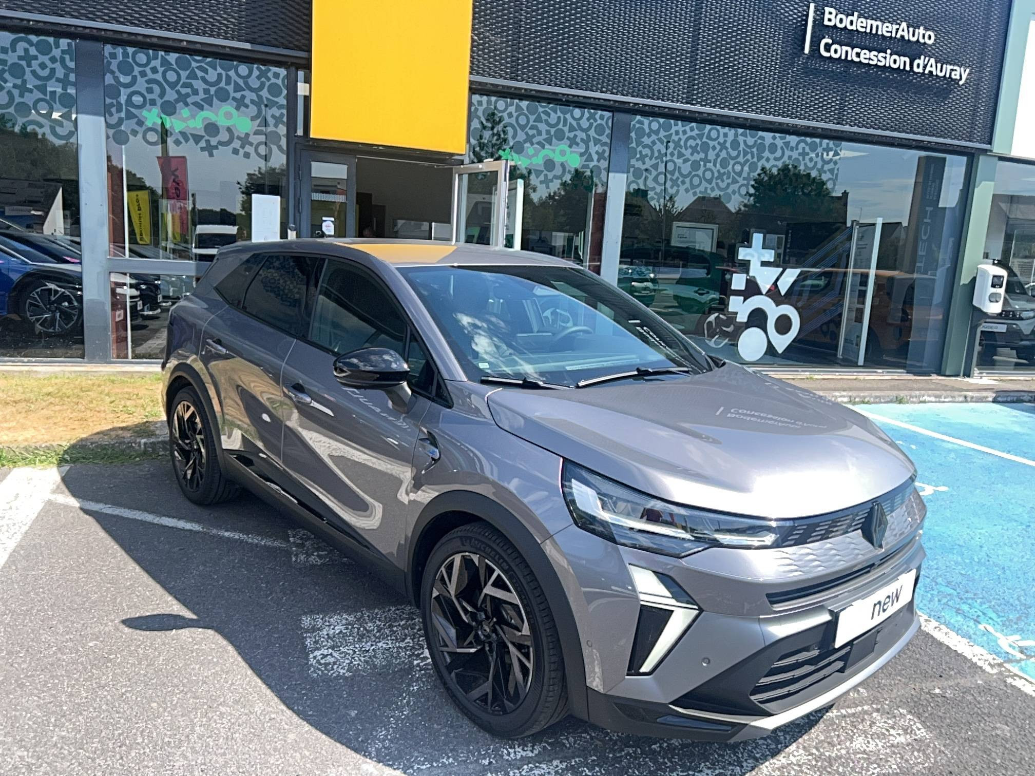 Vente en ligne Renault Symbioz  E-Tech full hybrid 160 ch au prix de 33 870 €