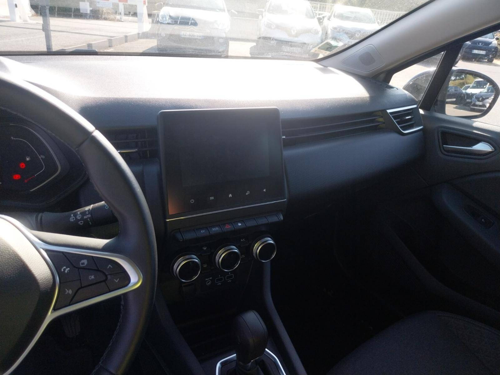 Vente en ligne Renault Clio 5 Clio E-Tech full hybrid 145 au prix de 16 590 €