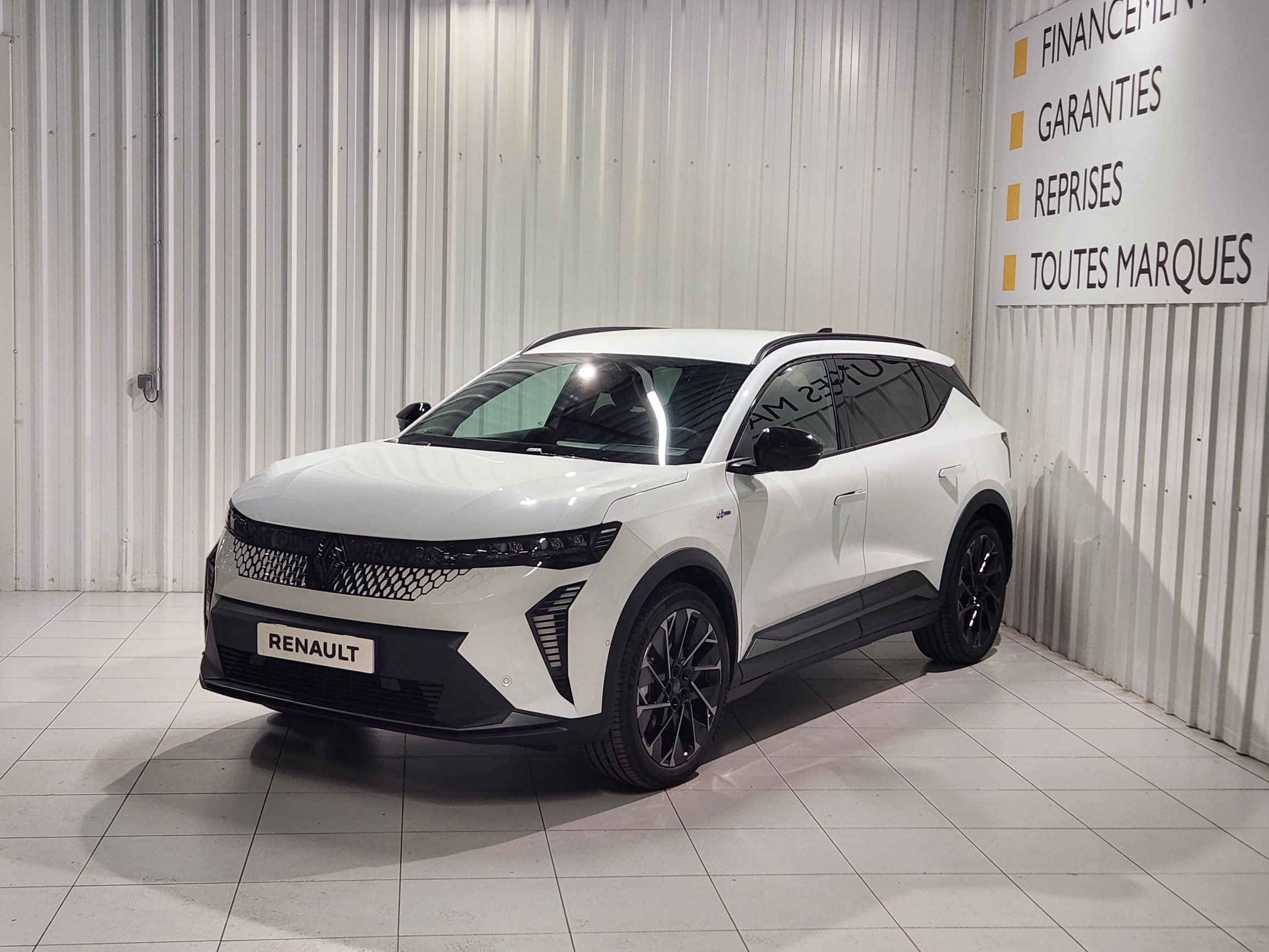 Vente en ligne Renault Scenic E-Tech  220 ch grande autonomie au prix de 44 790 €