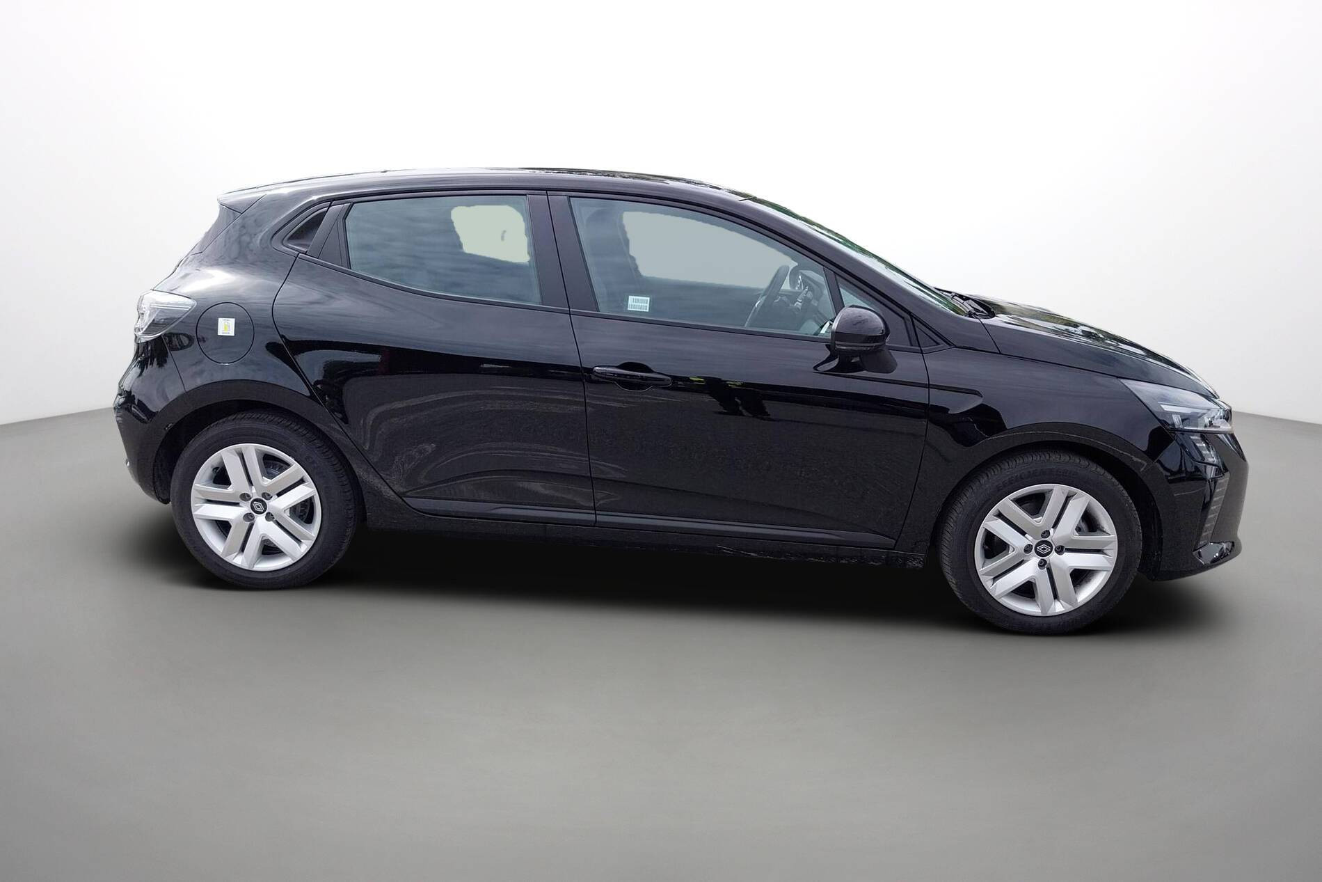 Vente en ligne Renault Clio 5 Clio Blue dCi 100 ch GSR2 au prix de 18 991 €