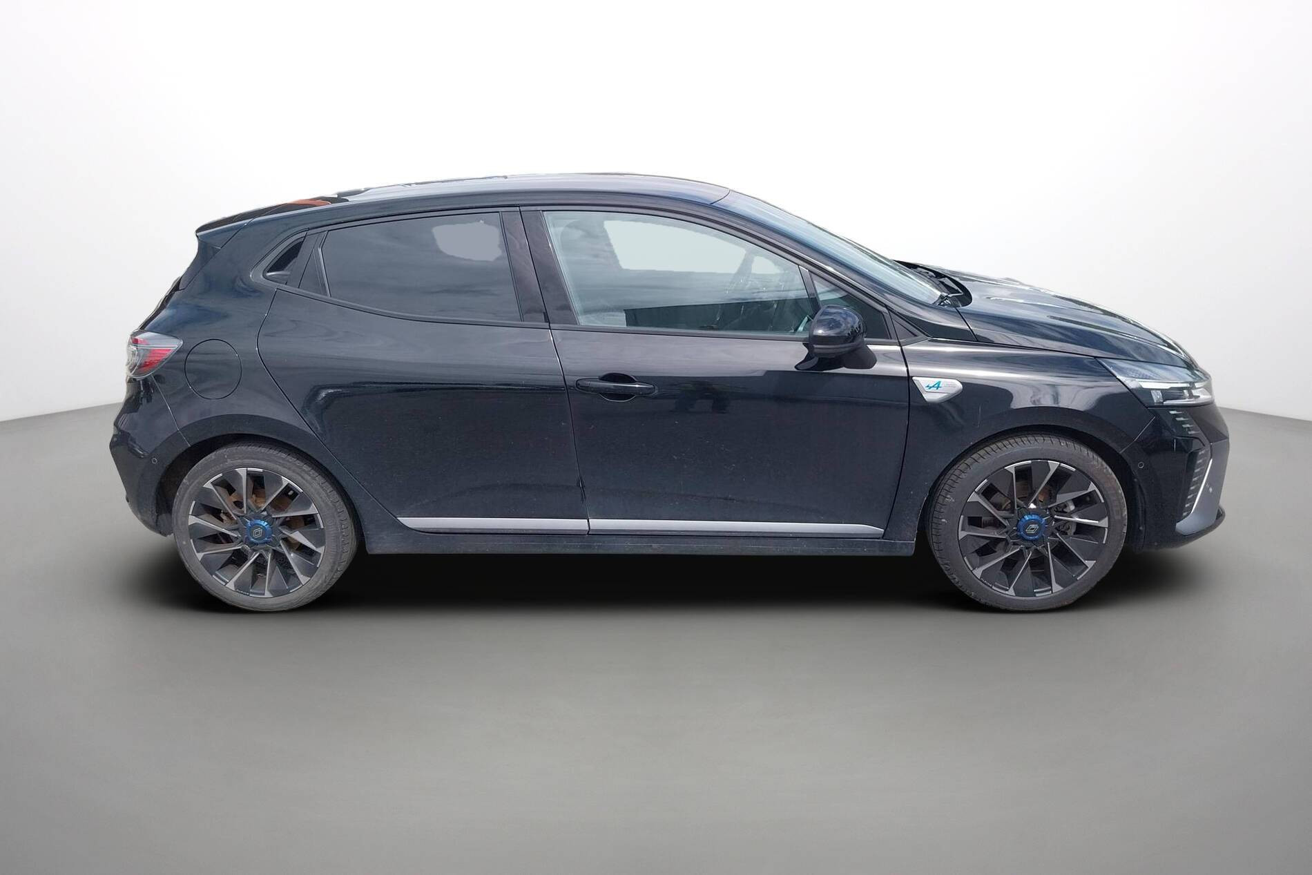 Vente en ligne Renault Clio 5 Clio E-Tech full hybrid 145 au prix de 20 990 €