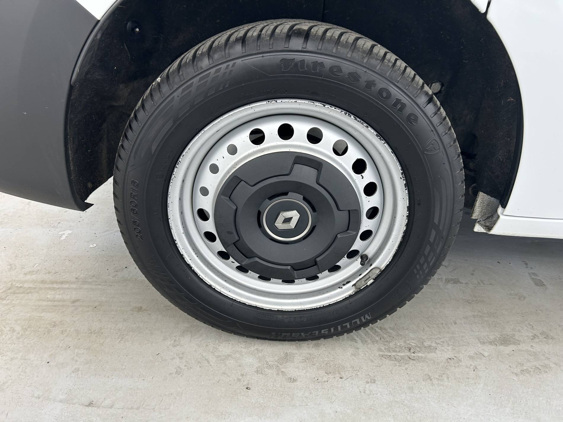 Vente en ligne Renault Kangoo Van  BLUE DCI 95 au prix de 12 990 €