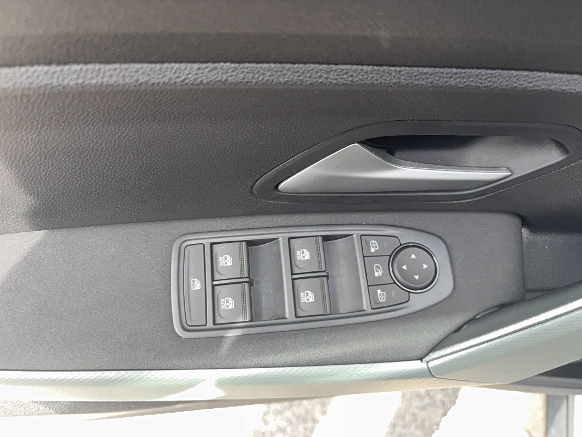 Vente en ligne Dacia Duster  Hybrid 155 au prix de 29 200 €