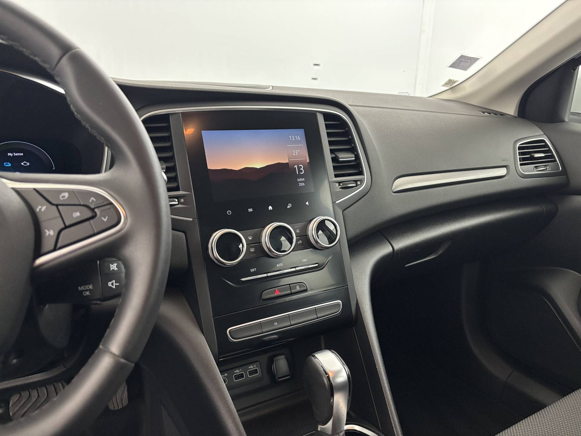 Vente en ligne Renault Megane 4 Estate  E-Tech plug-in Hybrid 160 au prix de 18 490 €