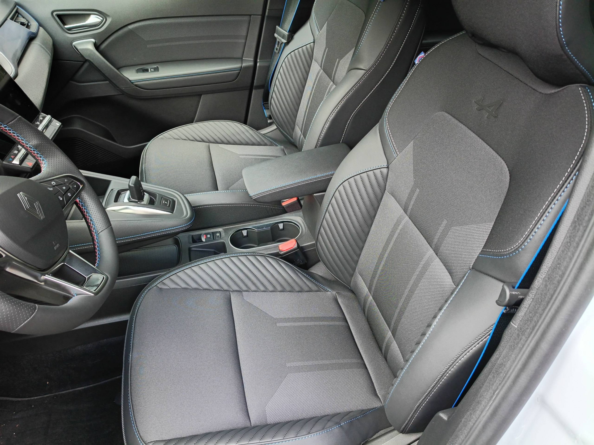 Vente en ligne Renault Symbioz  E-Tech full hybrid 160 ch au prix de 34 990 €