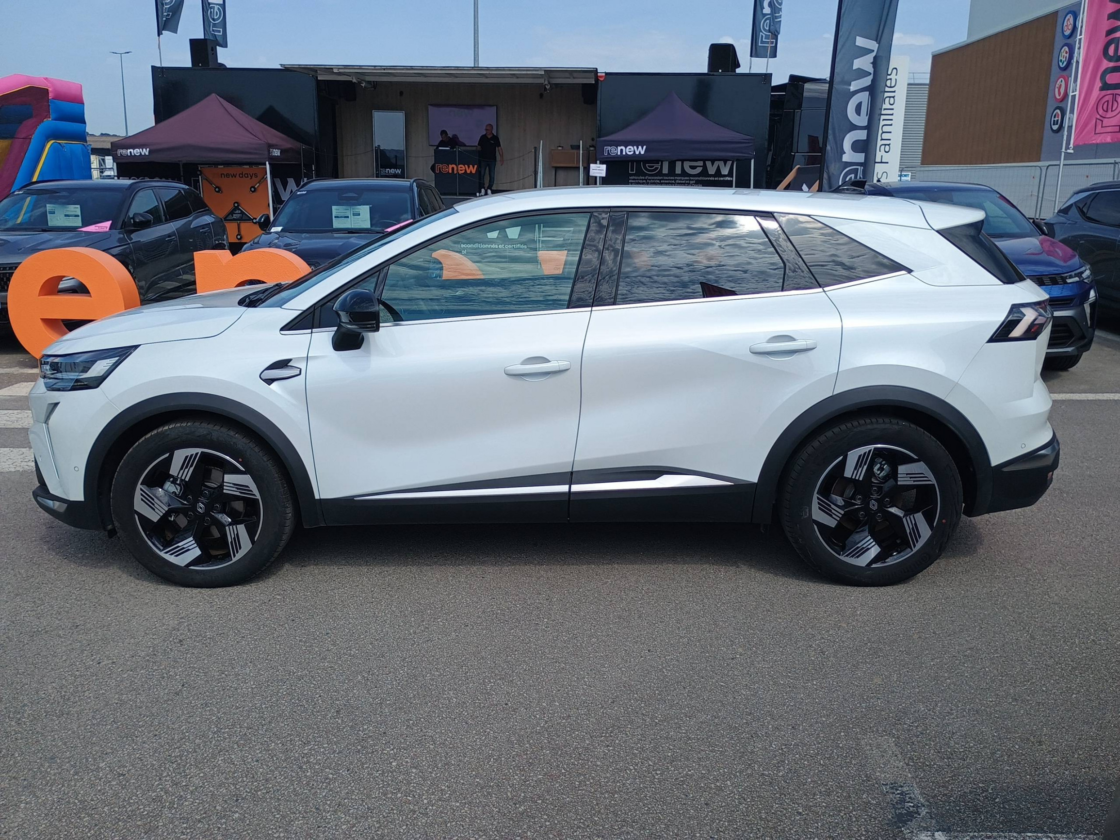 Vente en ligne Renault Symbioz  E-Tech full hybrid 145 au prix de 28 790 €