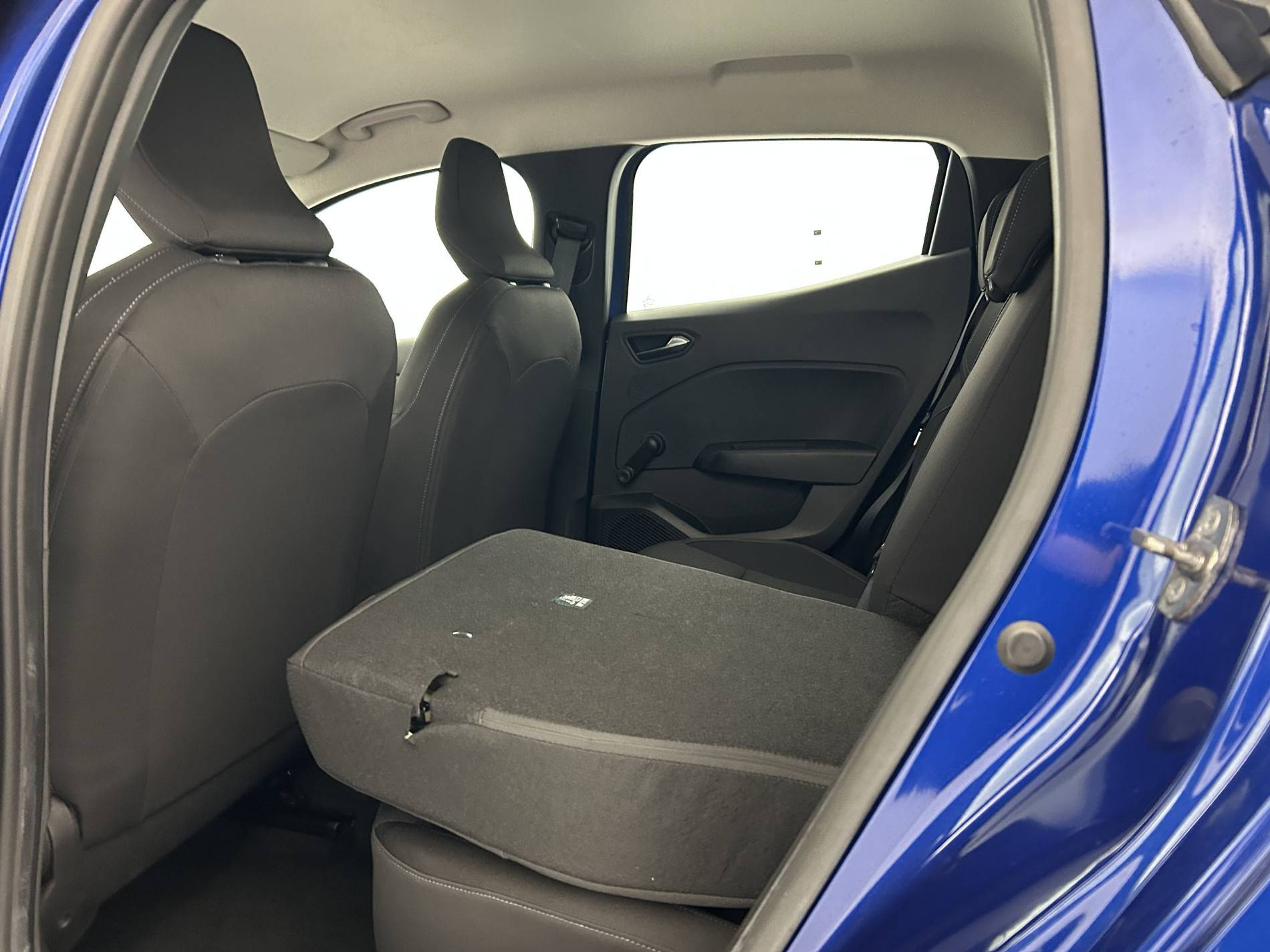 Vente en ligne Renault Clio 5 Clio TCe 90 au prix de 14 290 €