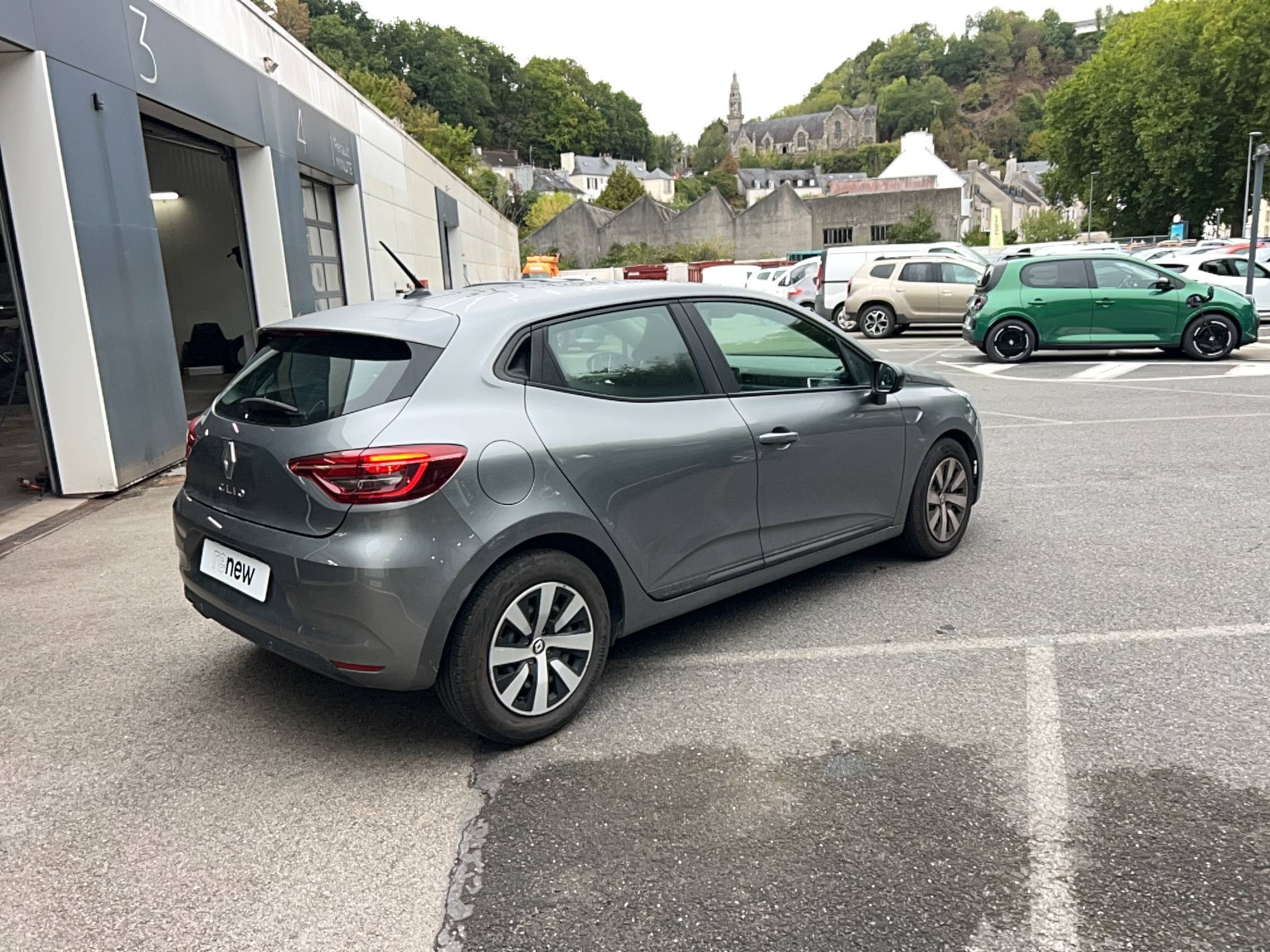 Vente en ligne Renault Clio 5 Clio TCe 90 au prix de 13 990 €